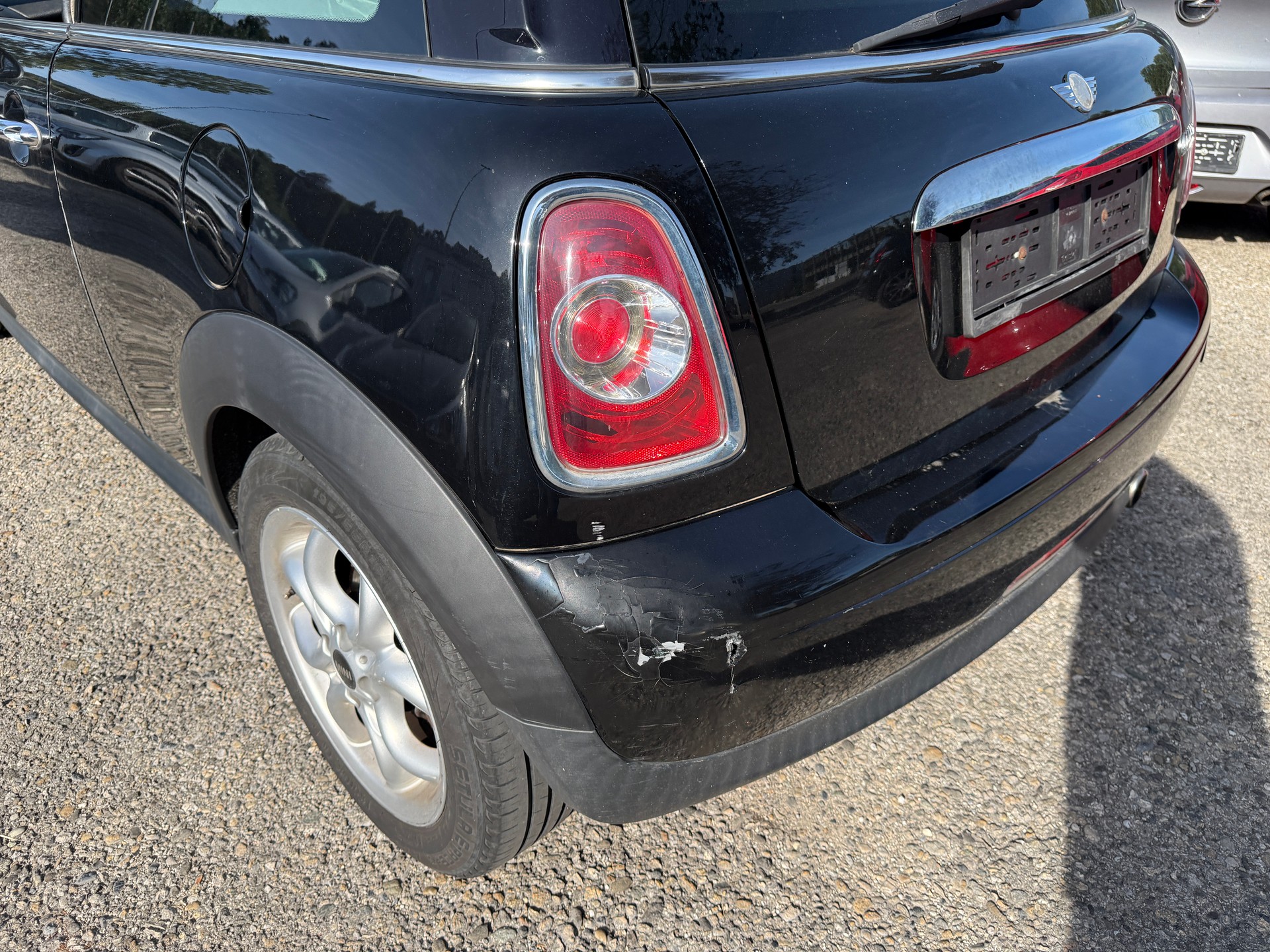 MINI Cooper-image-2