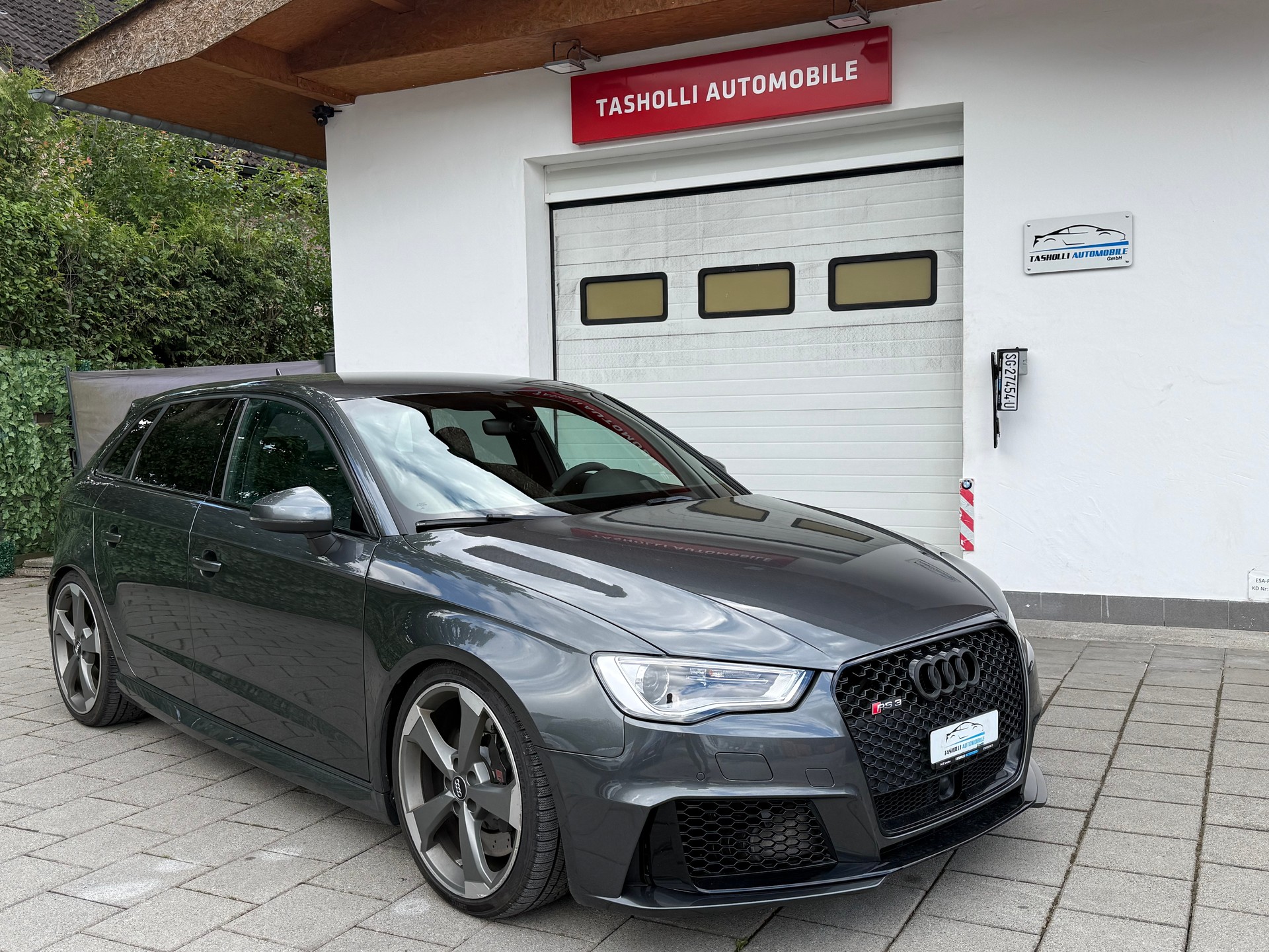 AUDI RS3 2.5 TSI quattro S-tronic