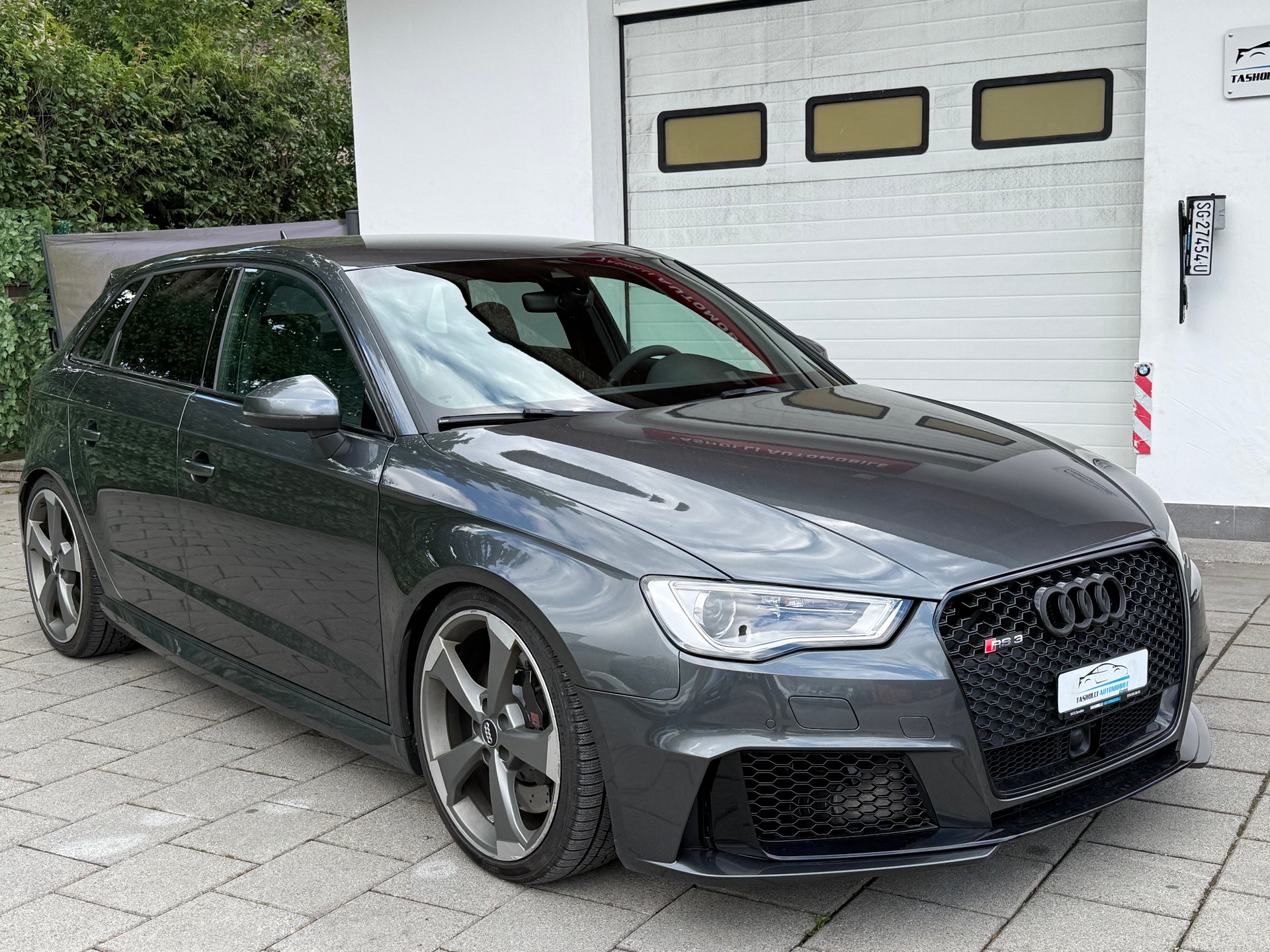 AUDI RS3 2.5 TSI quattro S-tronic-image-7