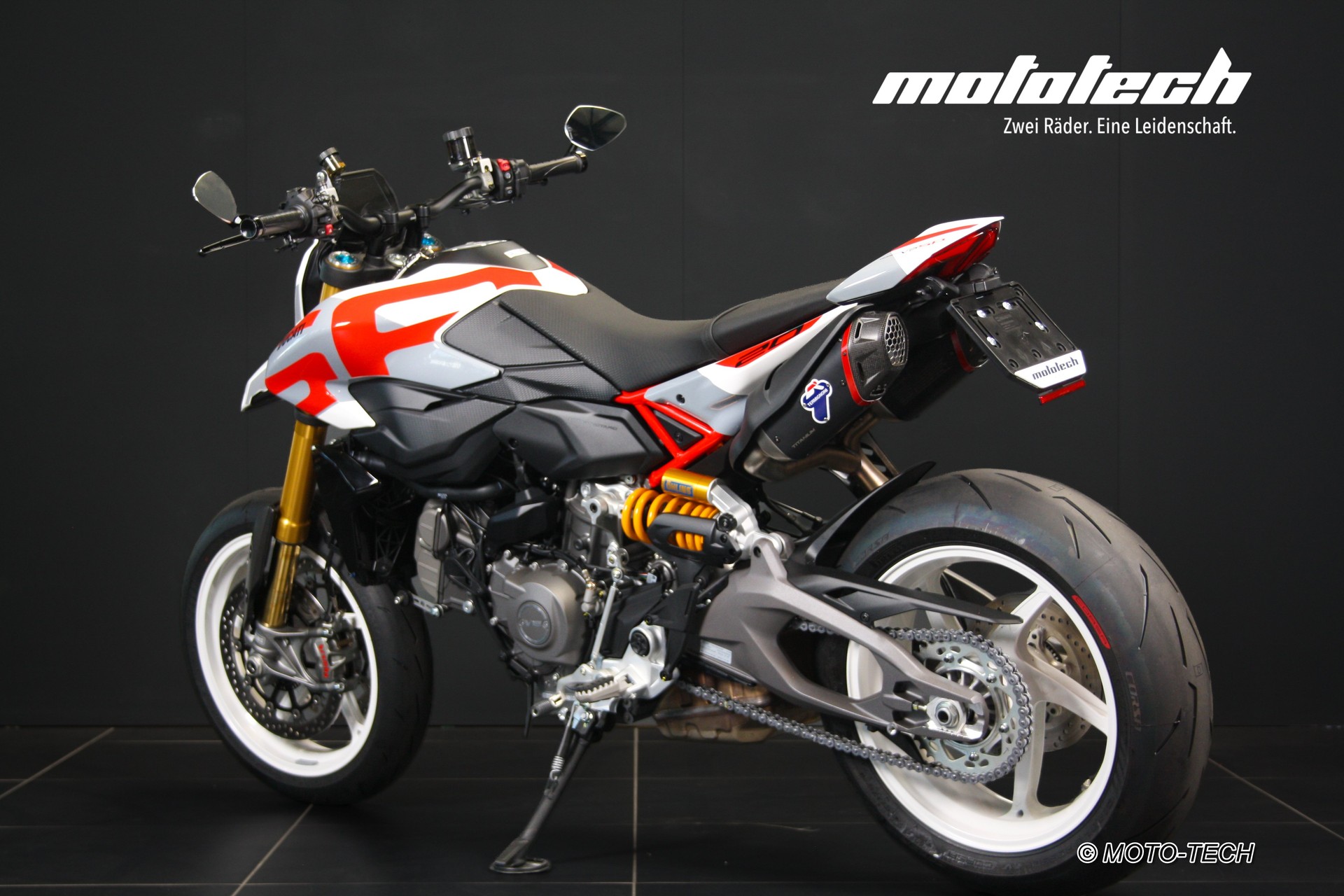 DUCATI Hypermotard V2 SP-image-3