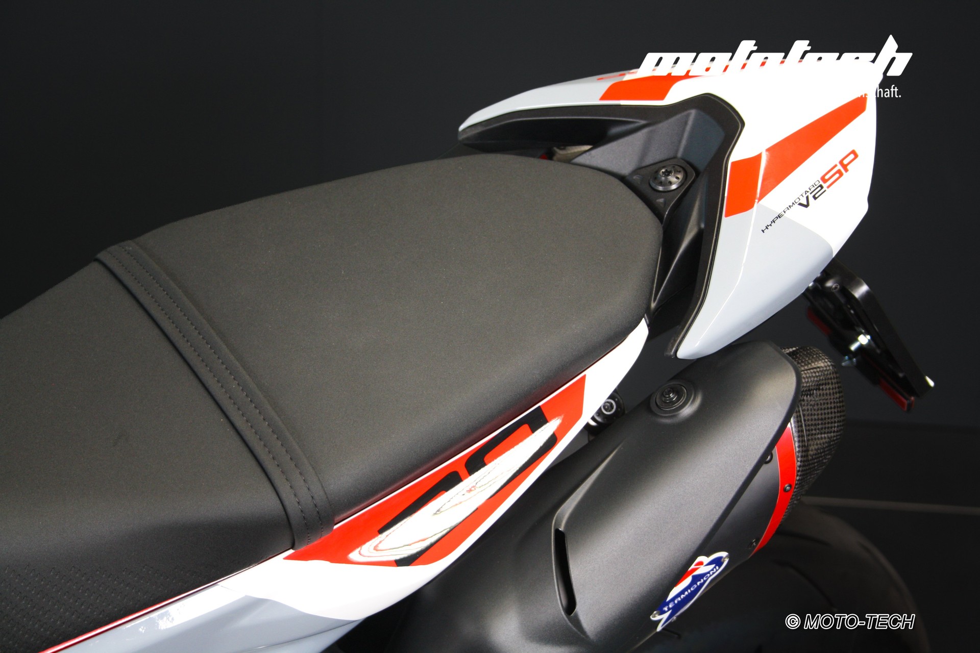 DUCATI Hypermotard V2 SP-image-12