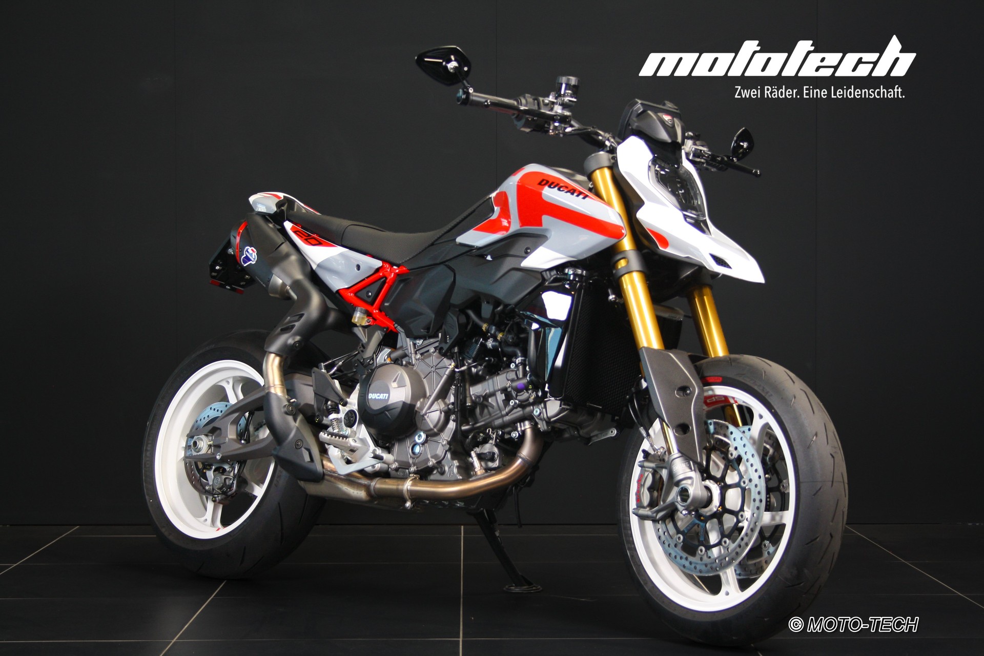 DUCATI Hypermotard V2 SP-image-0