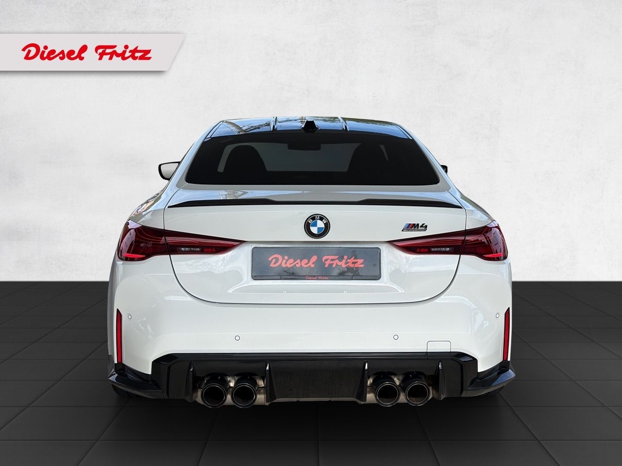 BMW M4 Coupé Competition M xDrive-showroom-element-3