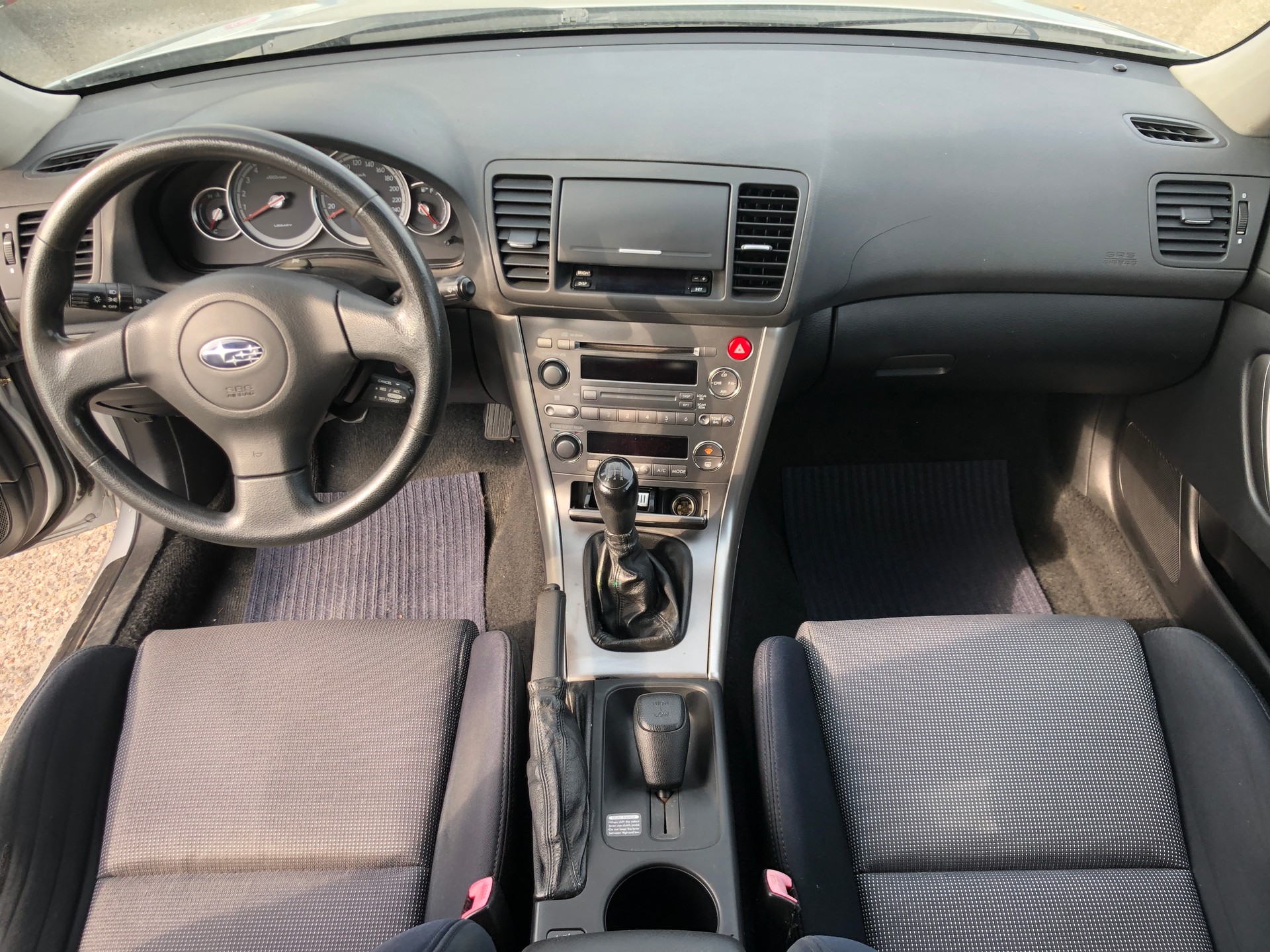 SUBARU Legacy 2.0i AWD Swiss-image-6