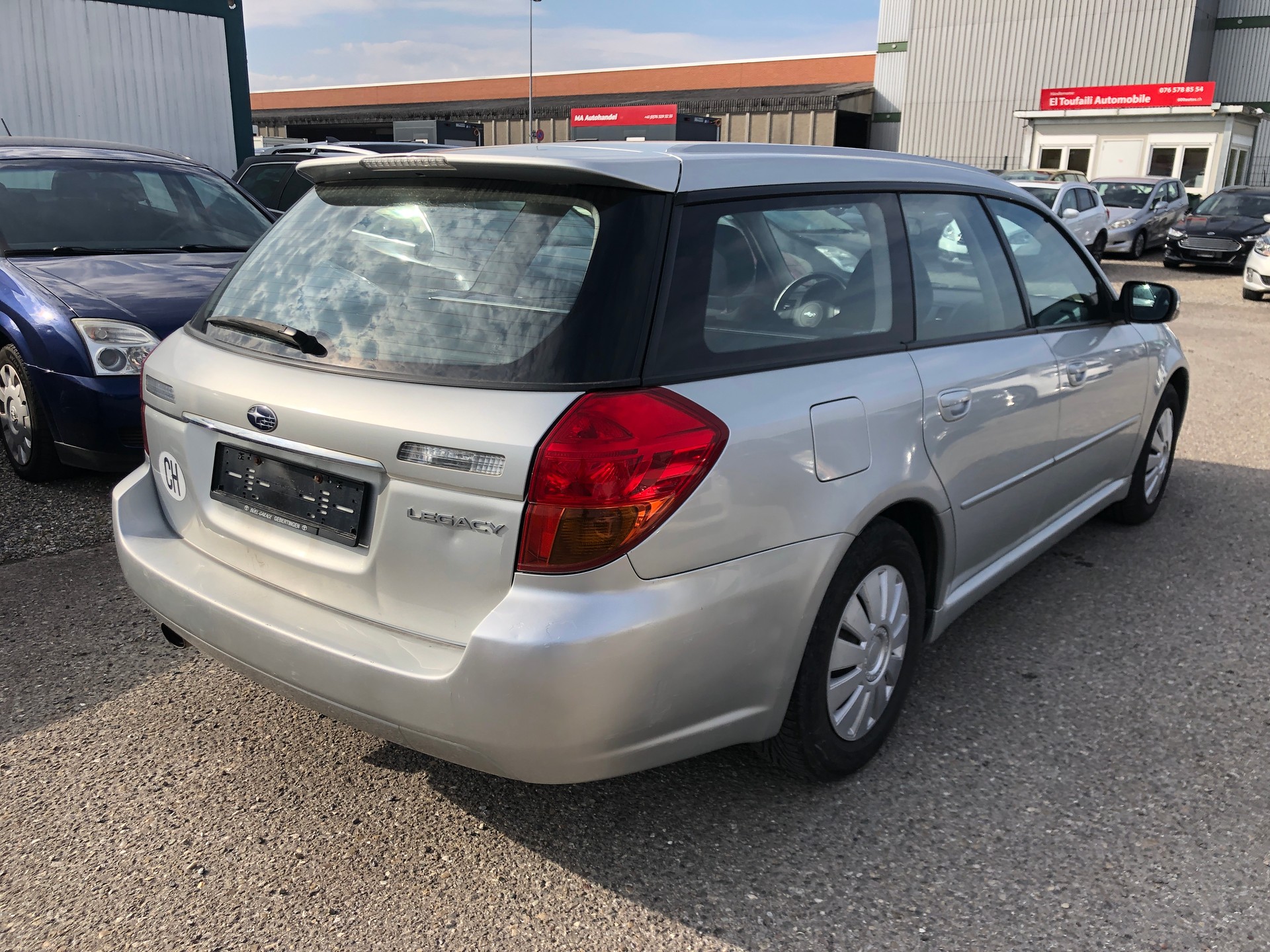 SUBARU Legacy 2.0i AWD Swiss-showroom-element-3