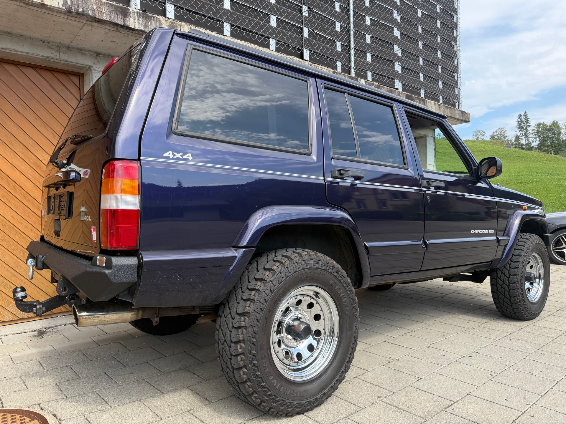JEEP Cherokee 4.0 Limited-image-3