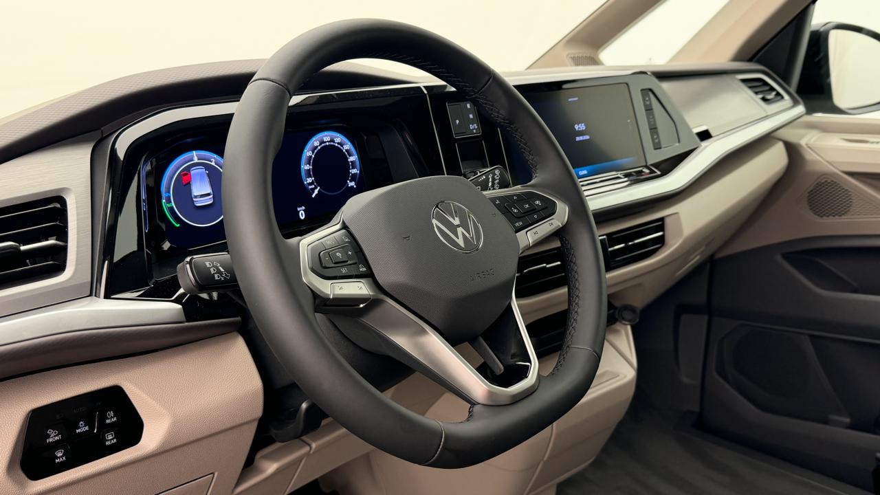 VW Multivan 1.5 eHybrid Life Edition 4Motion DSG-image-6