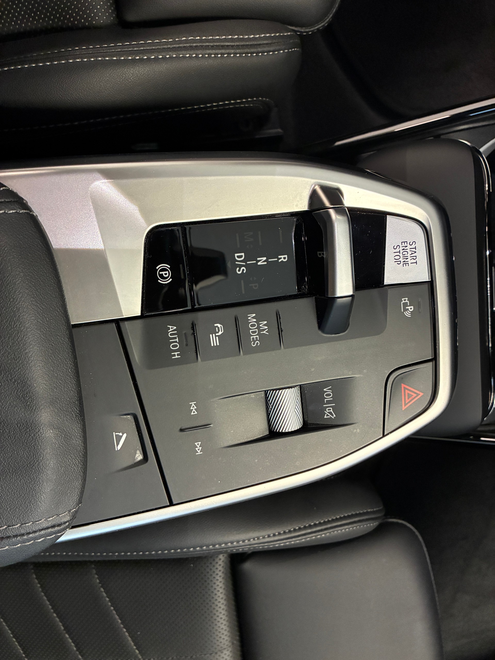 BMW X1 30e xDrive-image-14