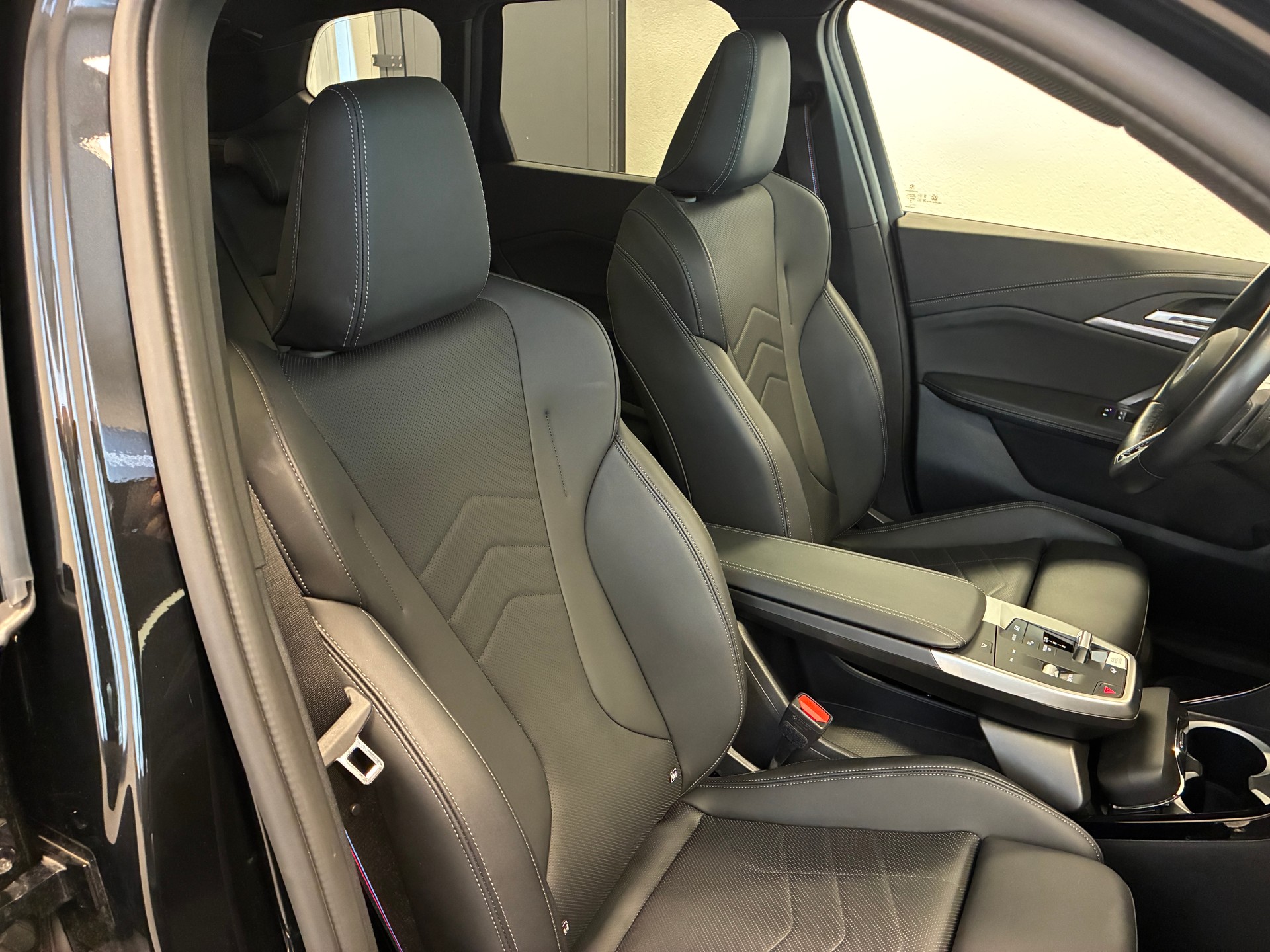 BMW X1 30e xDrive-image-10