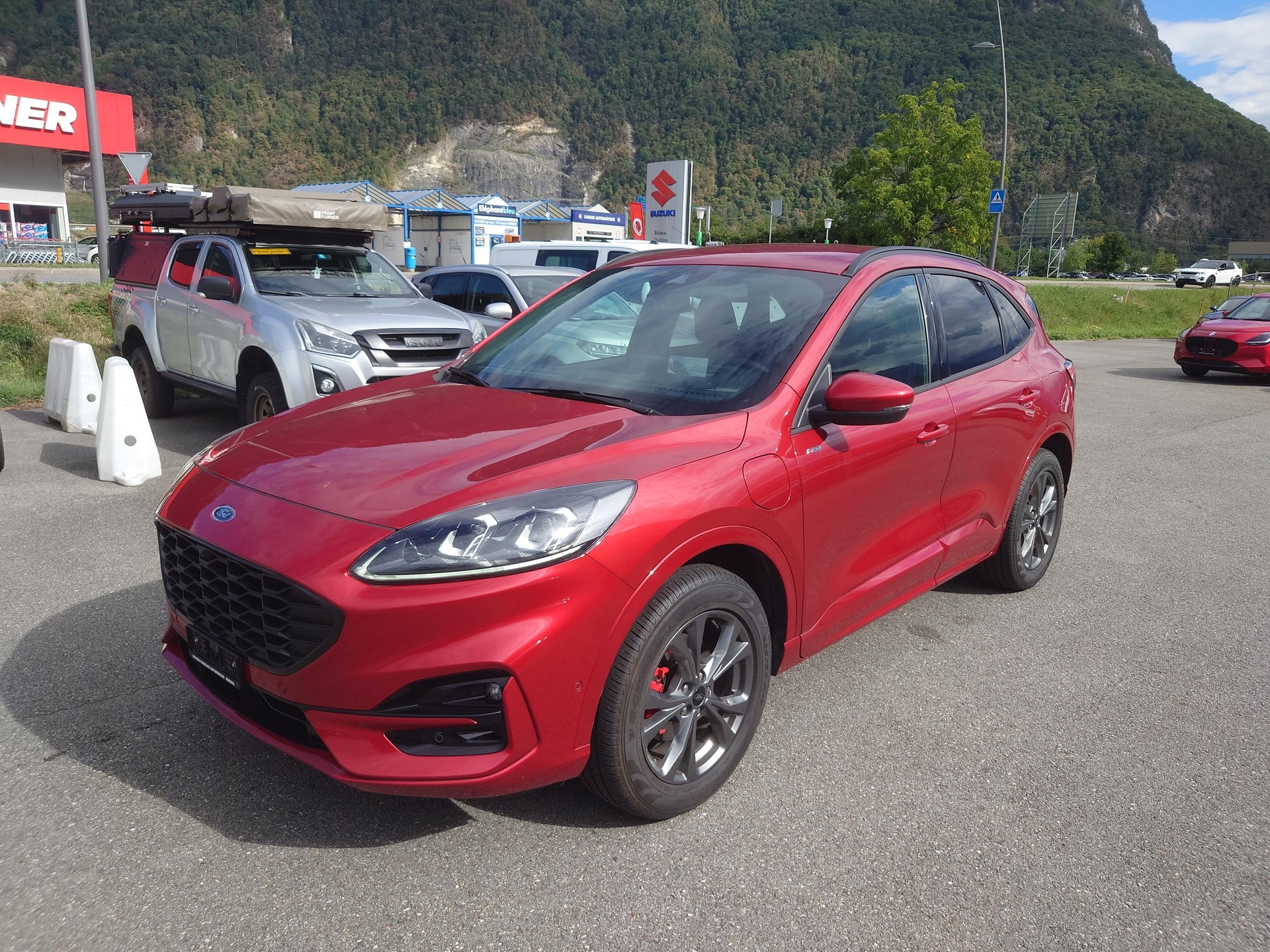 FORD Kuga 2.5 Plug-in Hybrid ST-Line X-showroom-element-1