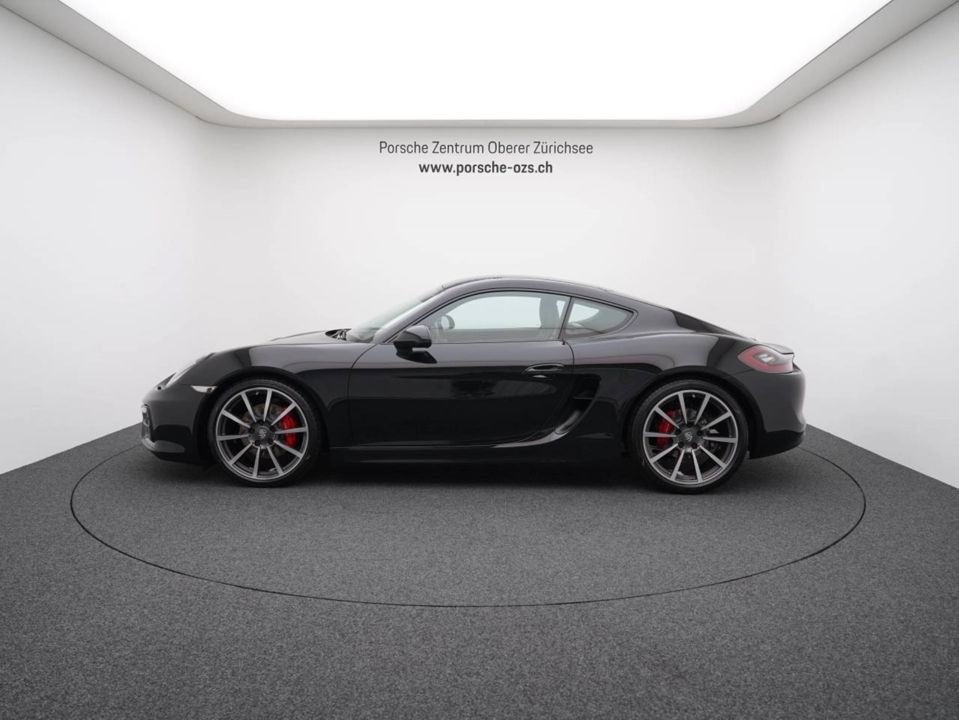 PORSCHE Cayman GTS-showroom-element-1
