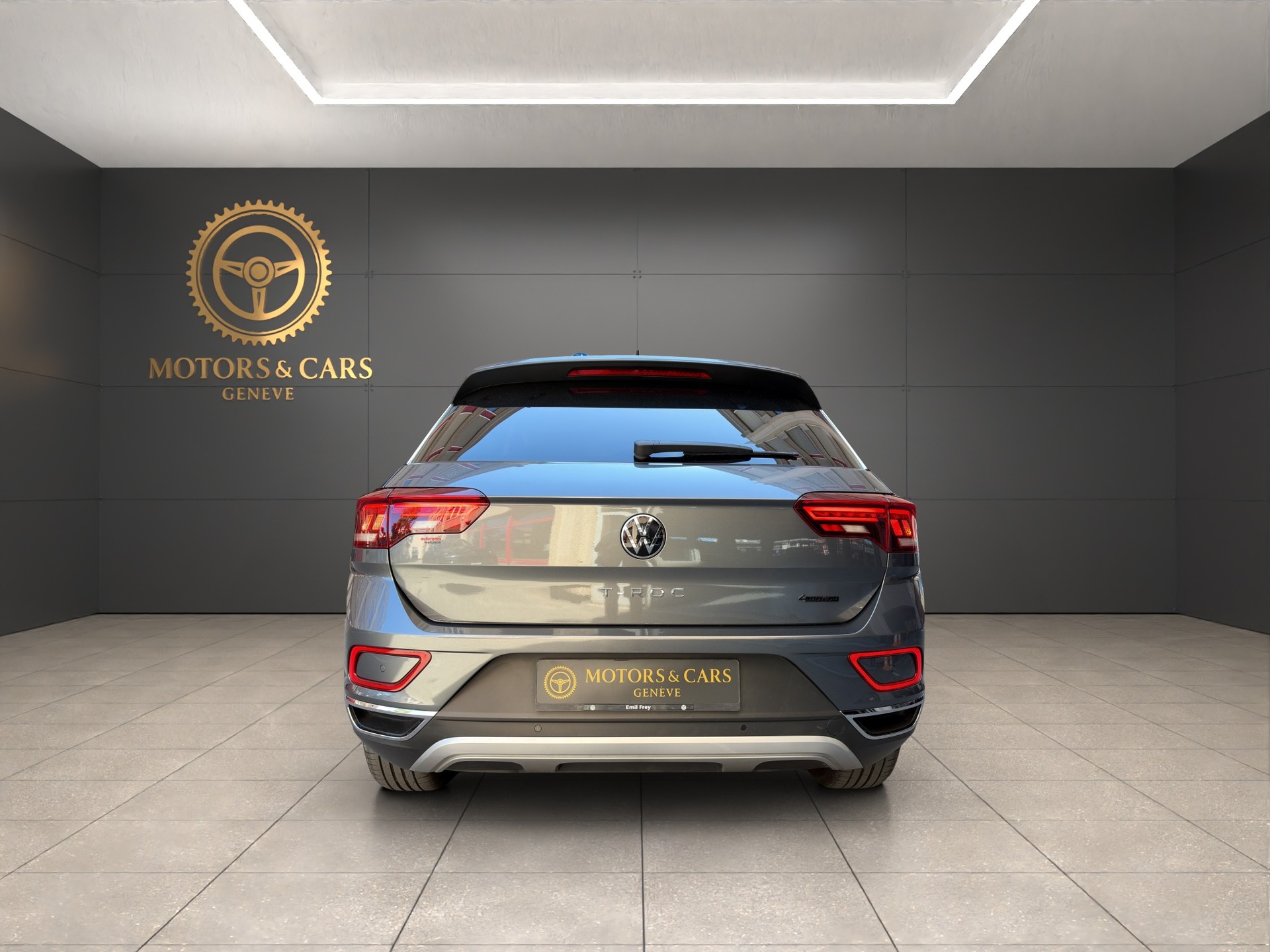 VW T-Roc 2.0 TSI Style DSG 4Motion-showroom-element-3