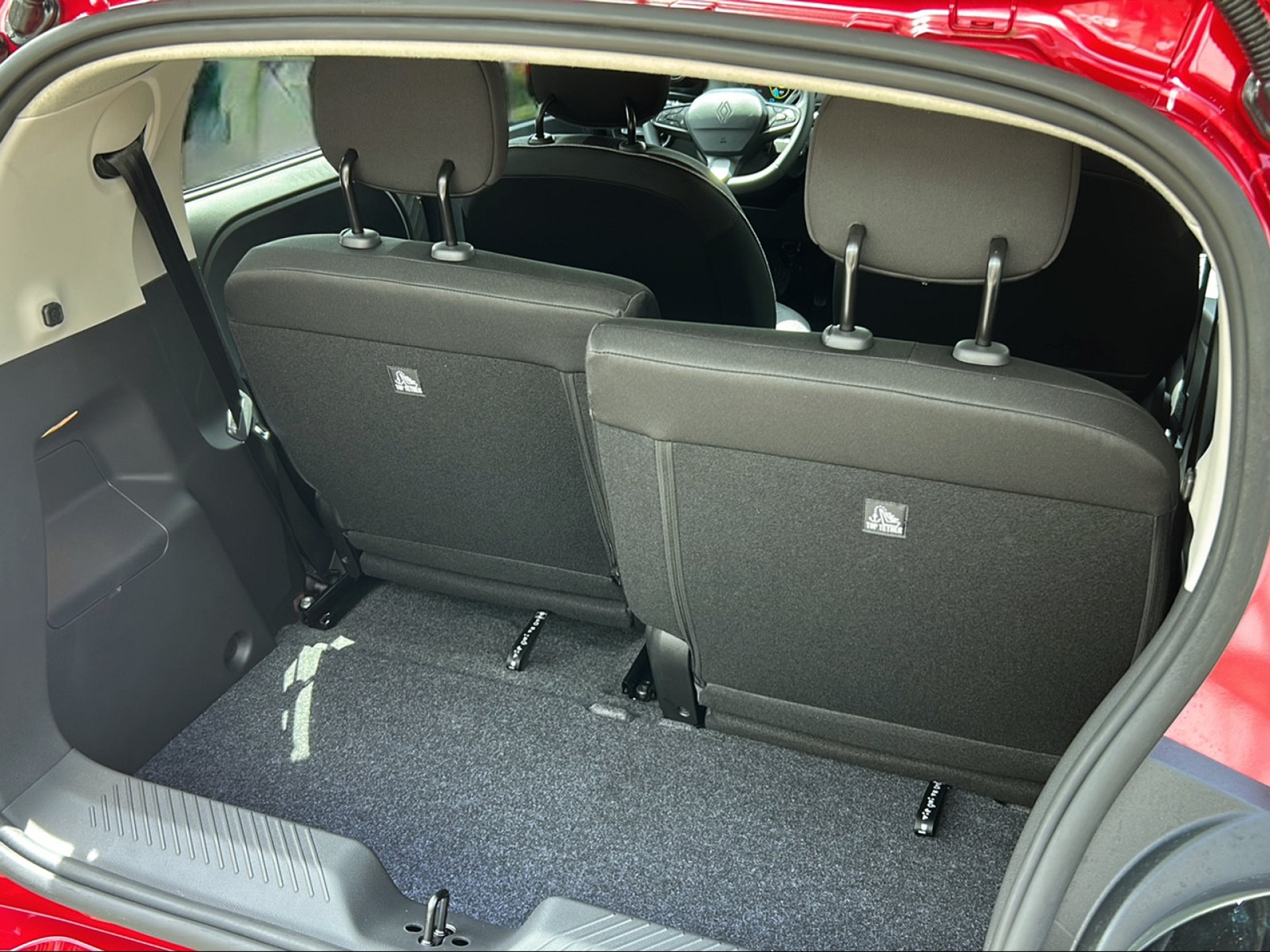 RENAULT Twingo E-Tech-image-7