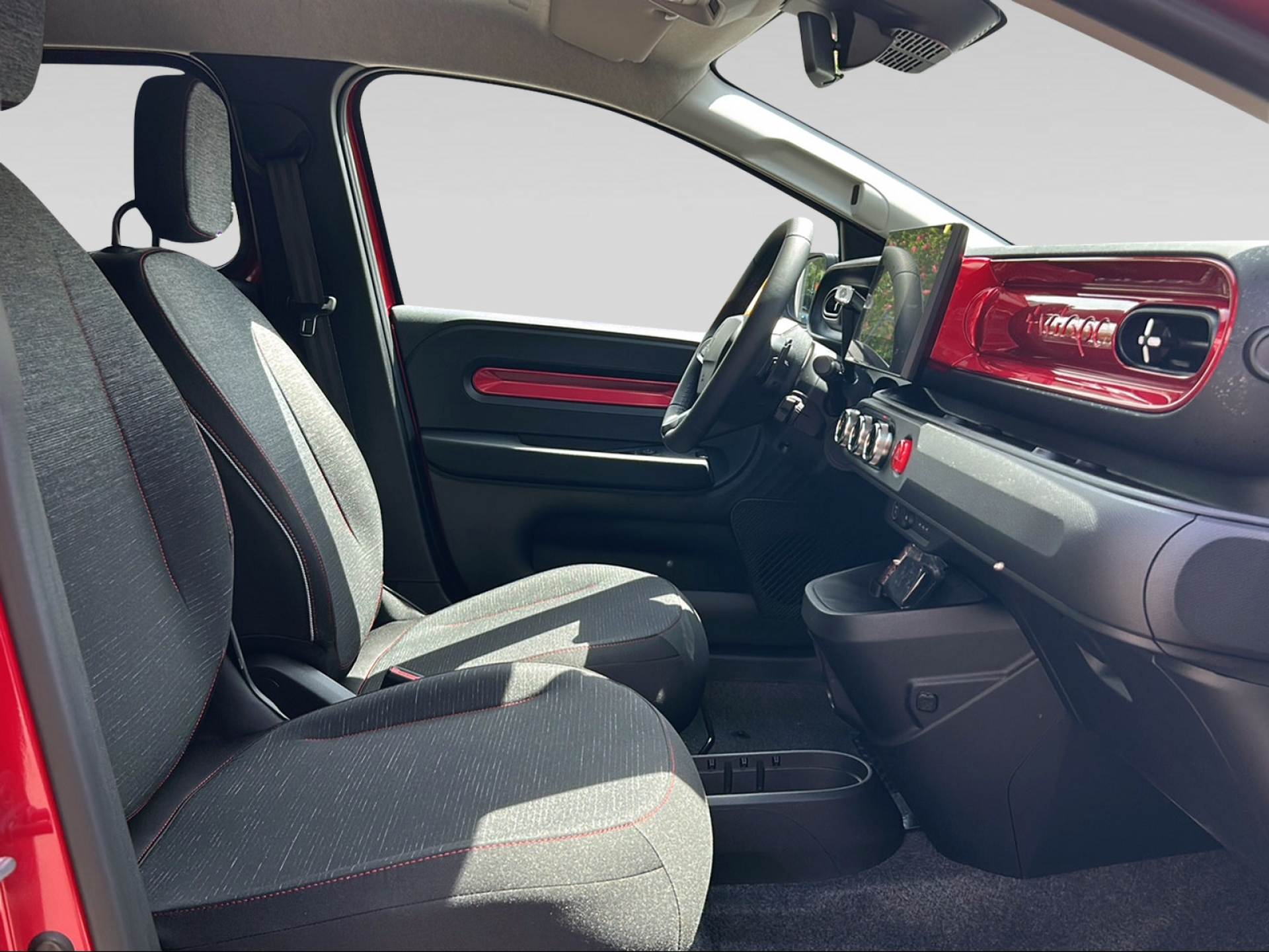 RENAULT Twingo E-Tech-image-11