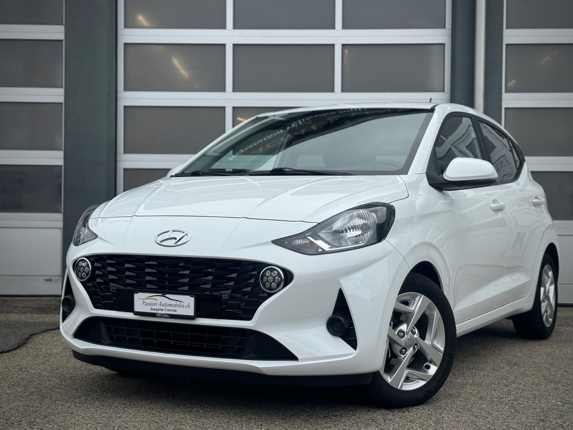 HYUNDAI i10 1.2 Amplia Automat - Véhicule Suisse (CH)
