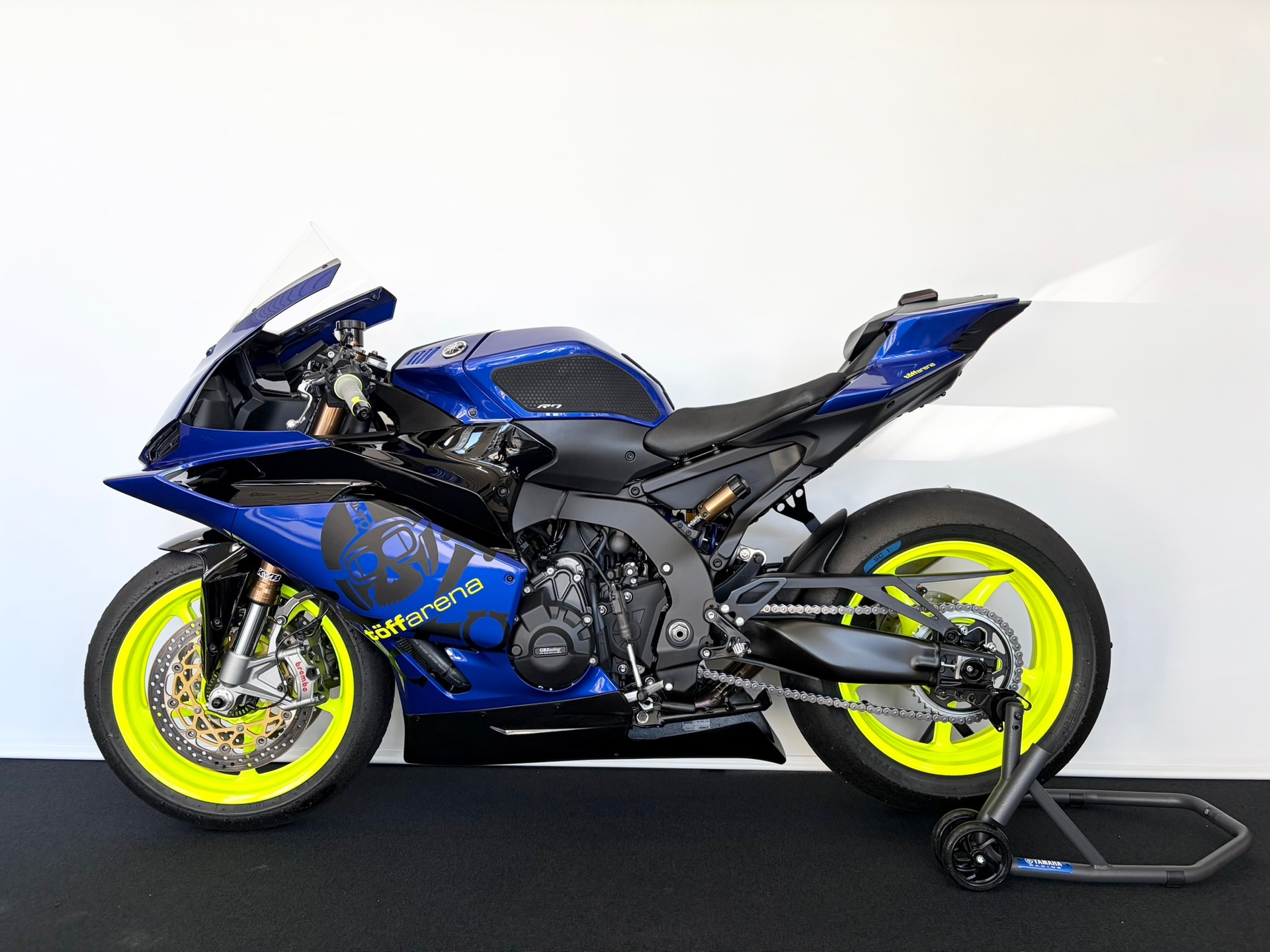 YAMAHA YZF-R9-image-1