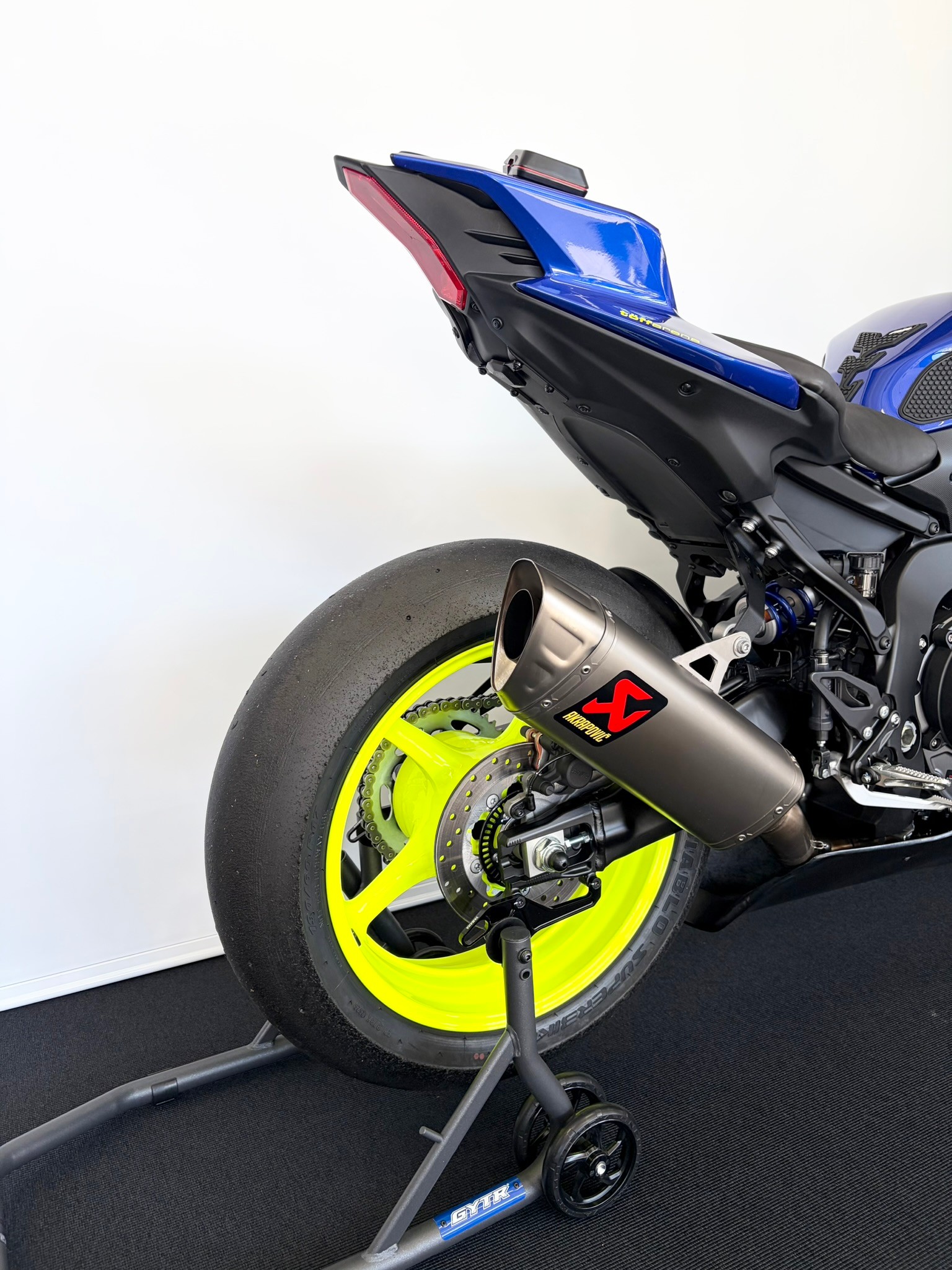YAMAHA YZF-R9-image-6