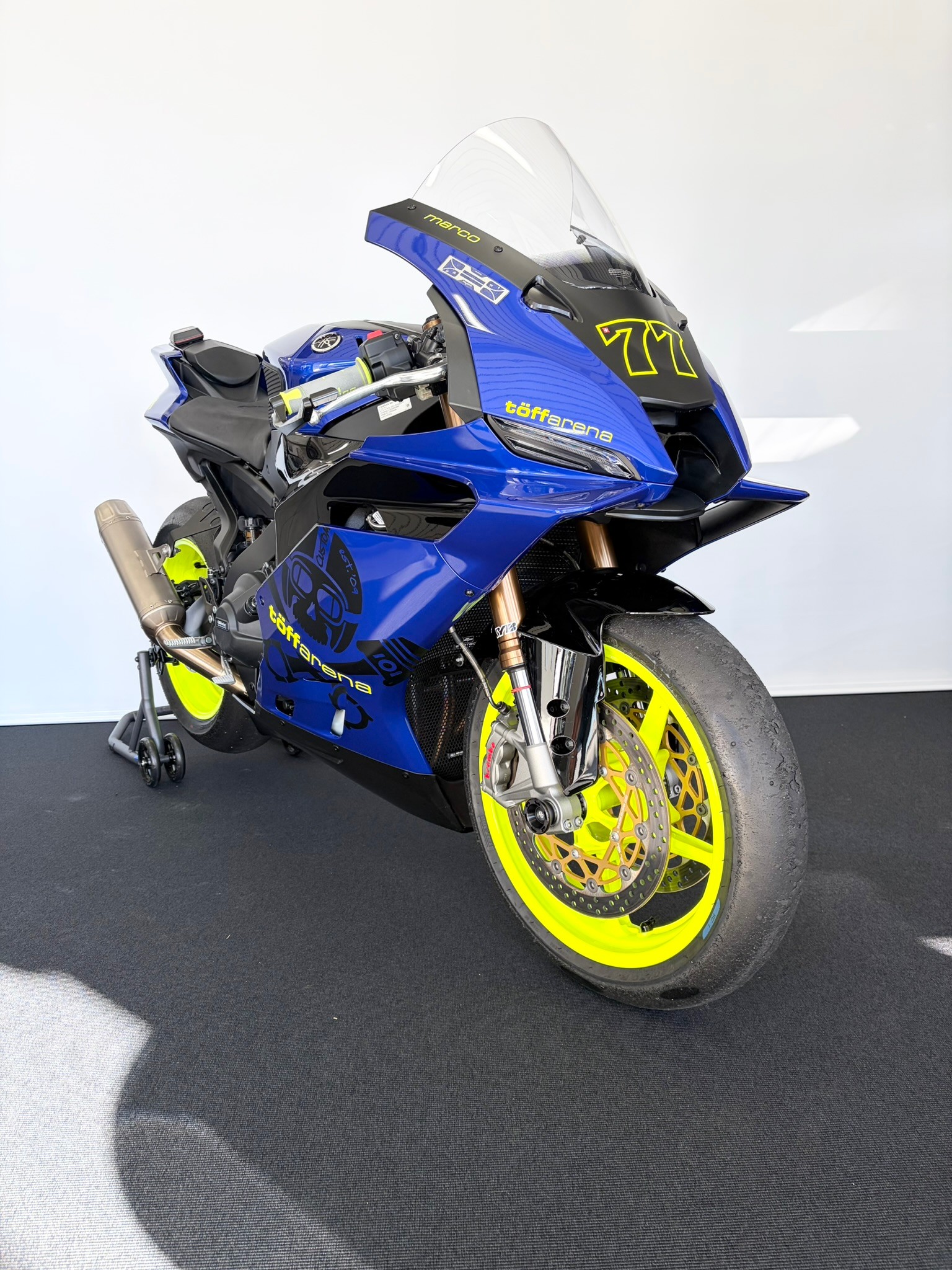 YAMAHA YZF-R9-image-4