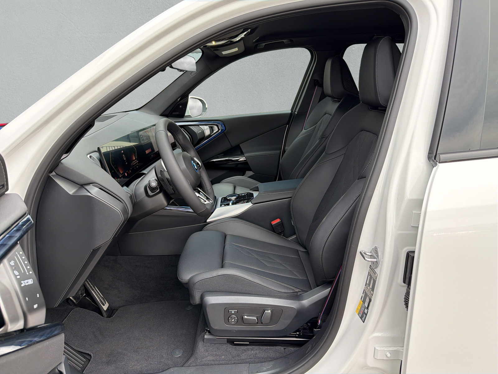 BMW X3 xDrive 30e M Sport Pro-image-11