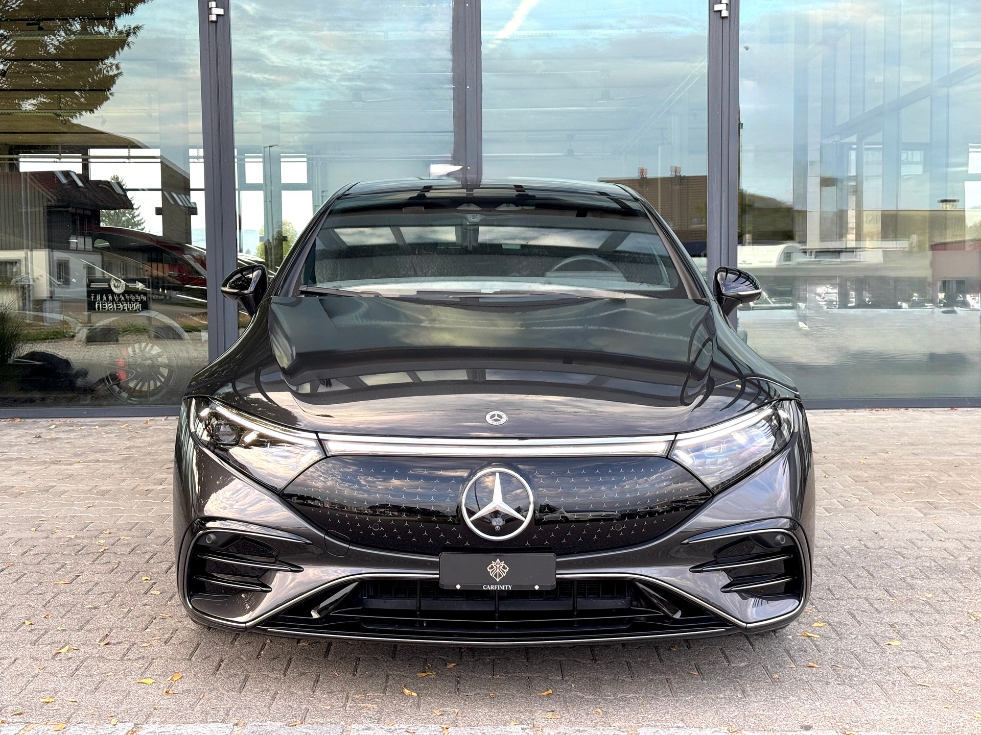 MERCEDES-BENZ EQS 450+ AMG Line-showroom-element-1