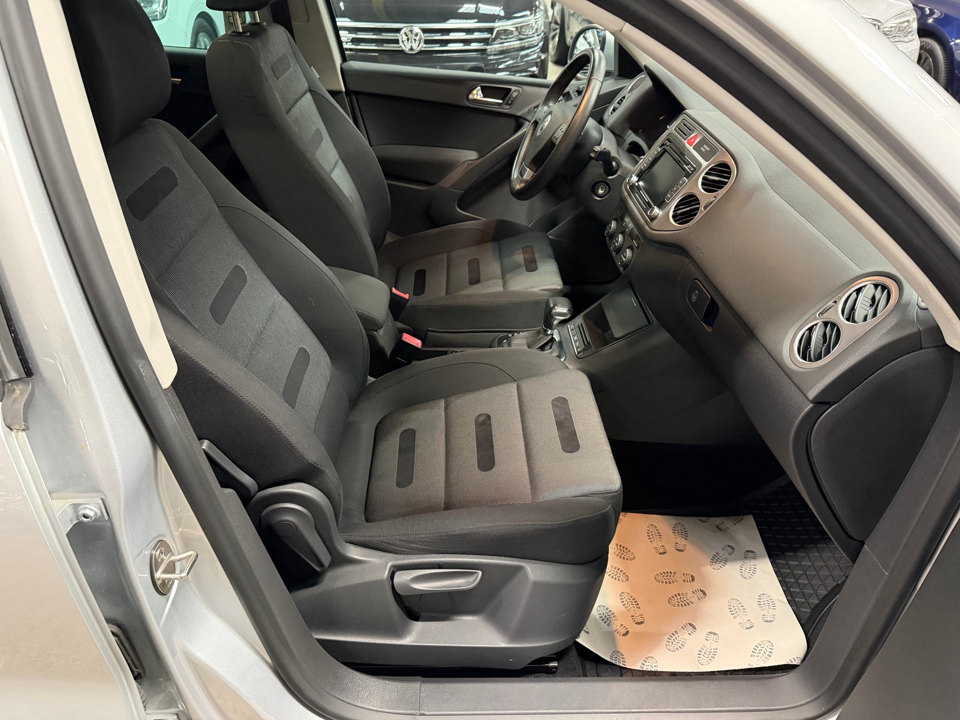 VW Tiguan 2.0 TSI Sport&Style Tiptronic-image-13