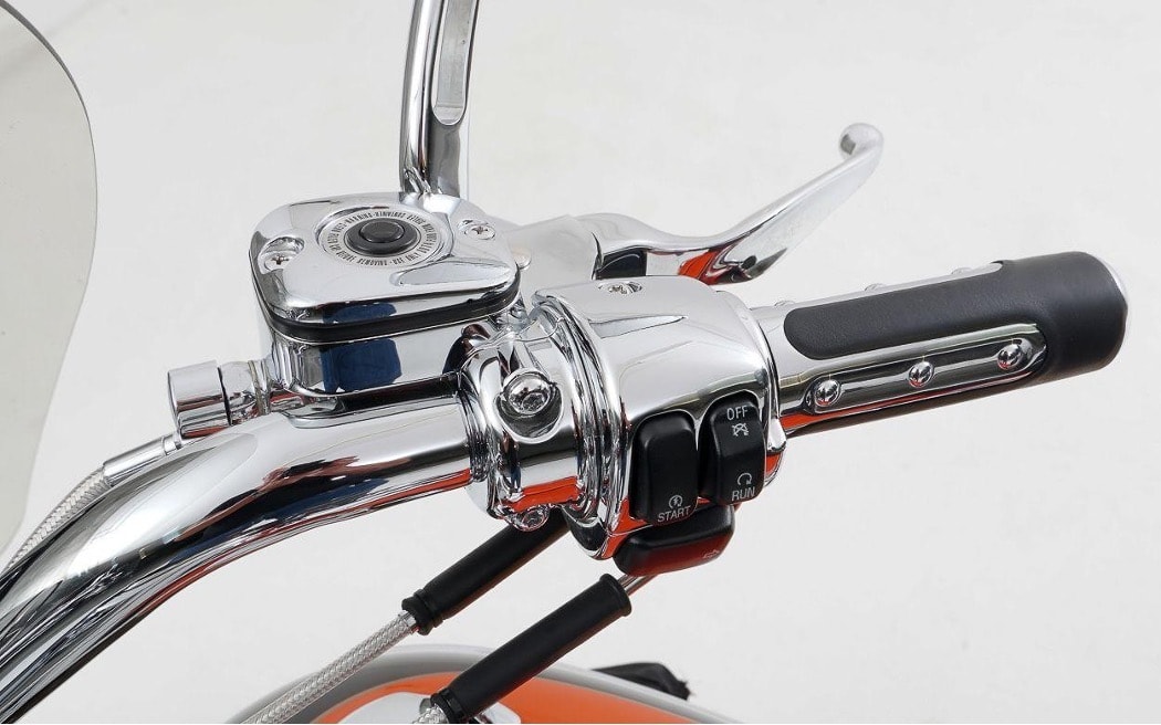 HARLEY-DAVIDSON FXDFSE Fat Bob CVO-image-1