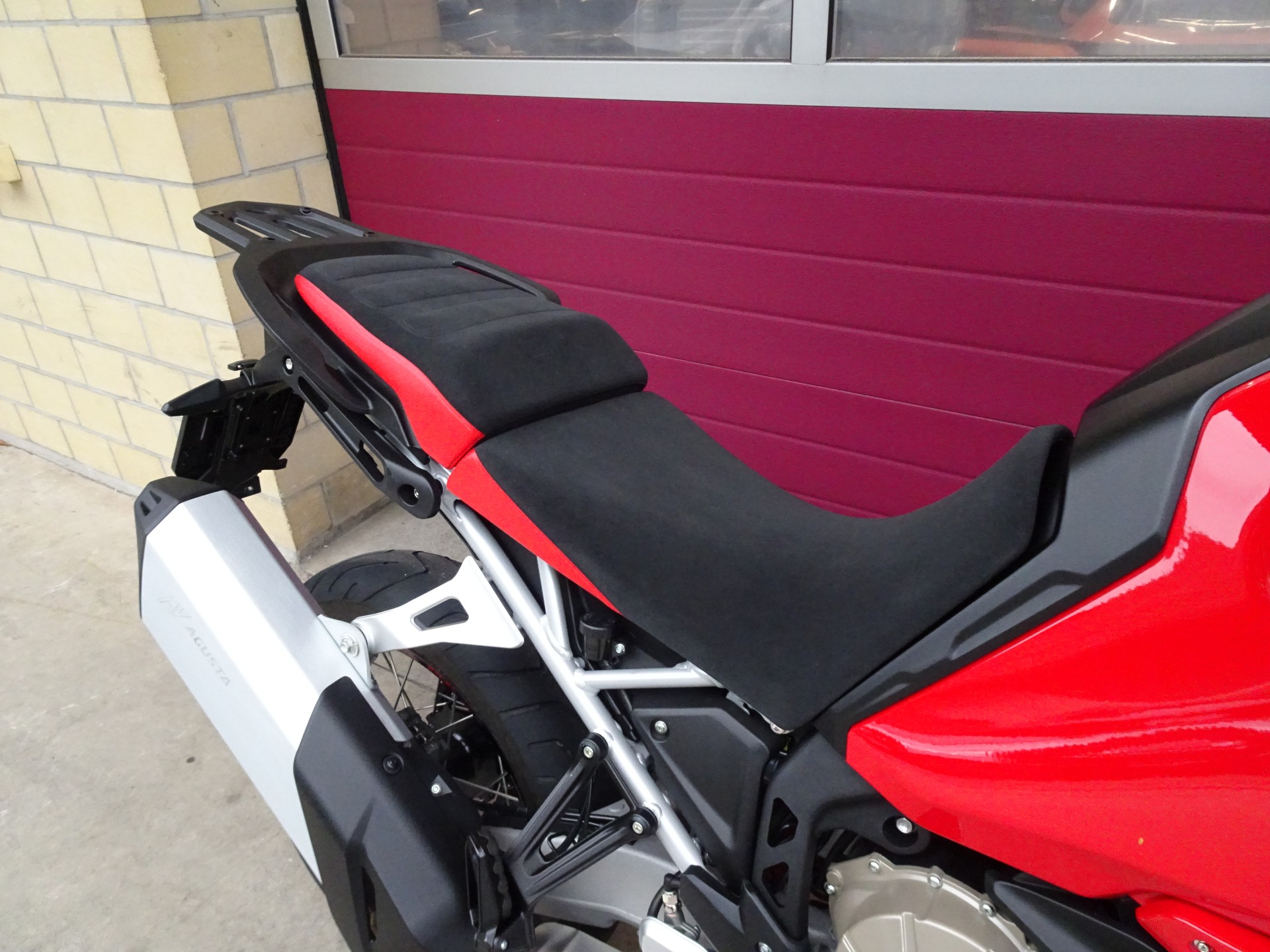 MV AGUSTA Enduro Veloce-image-5