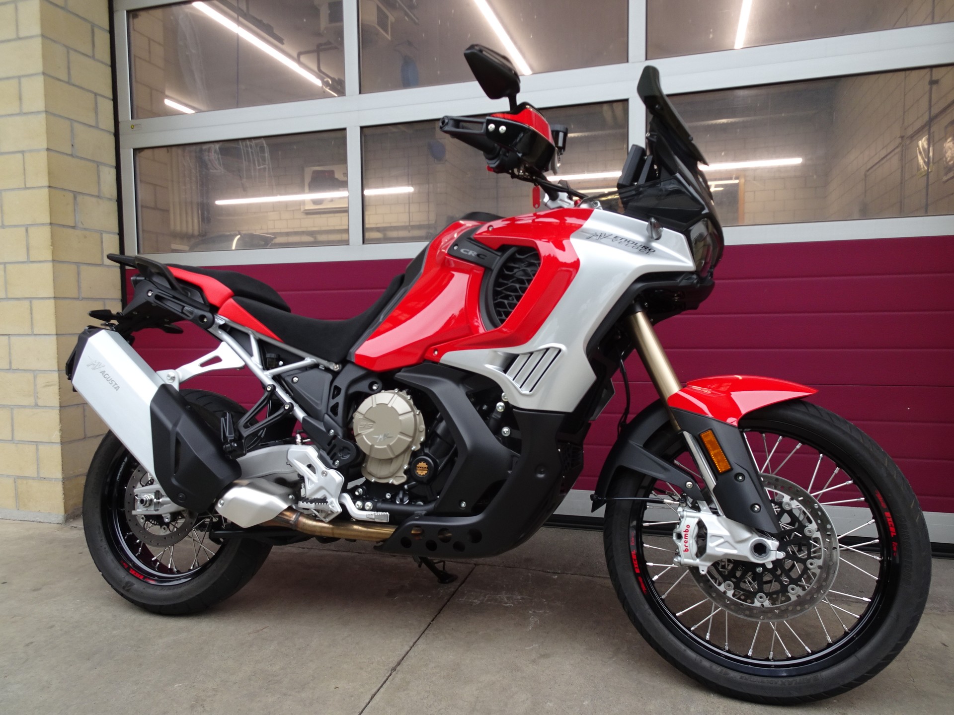 MV AGUSTA Enduro Veloce-image-9
