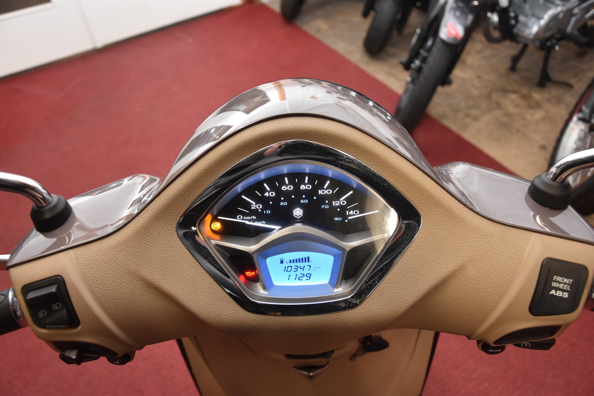 PIAGGIO Liberty 125 iGet ABS-image-6