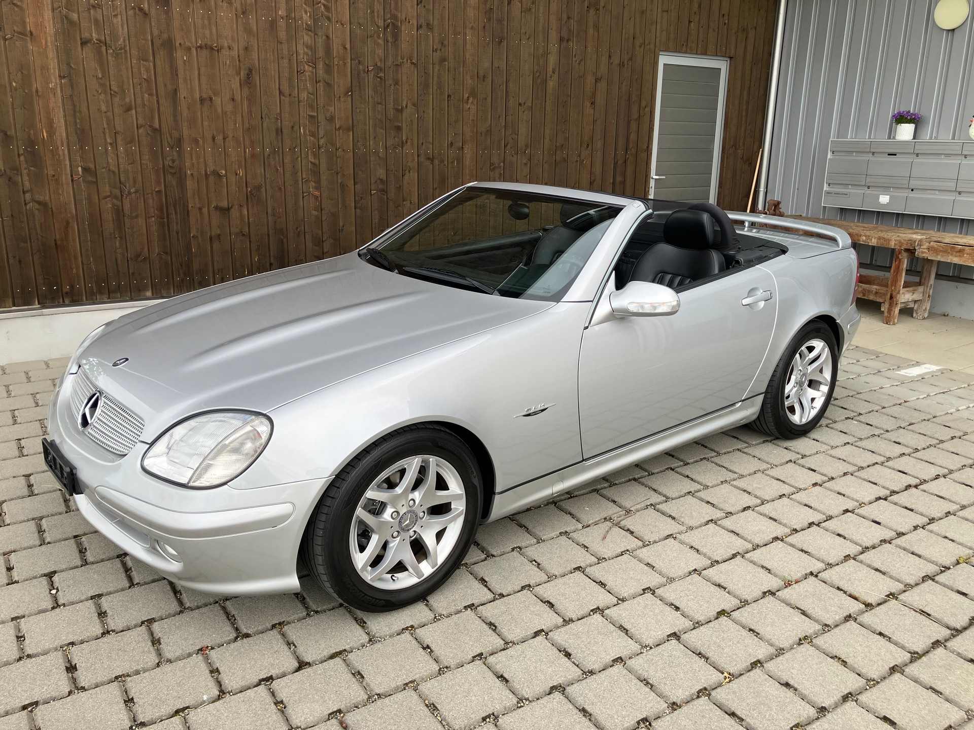 MERCEDES-BENZ SLK 230 Kompressor Final Edition-image-3