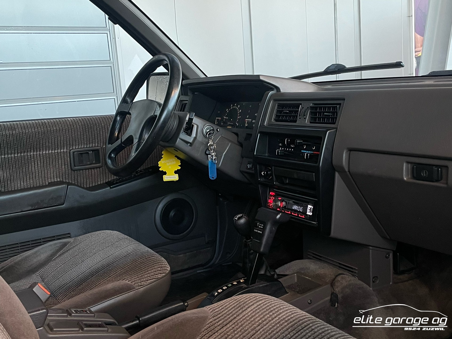 NISSAN Terrano 3.0 V6 Automat-image-12