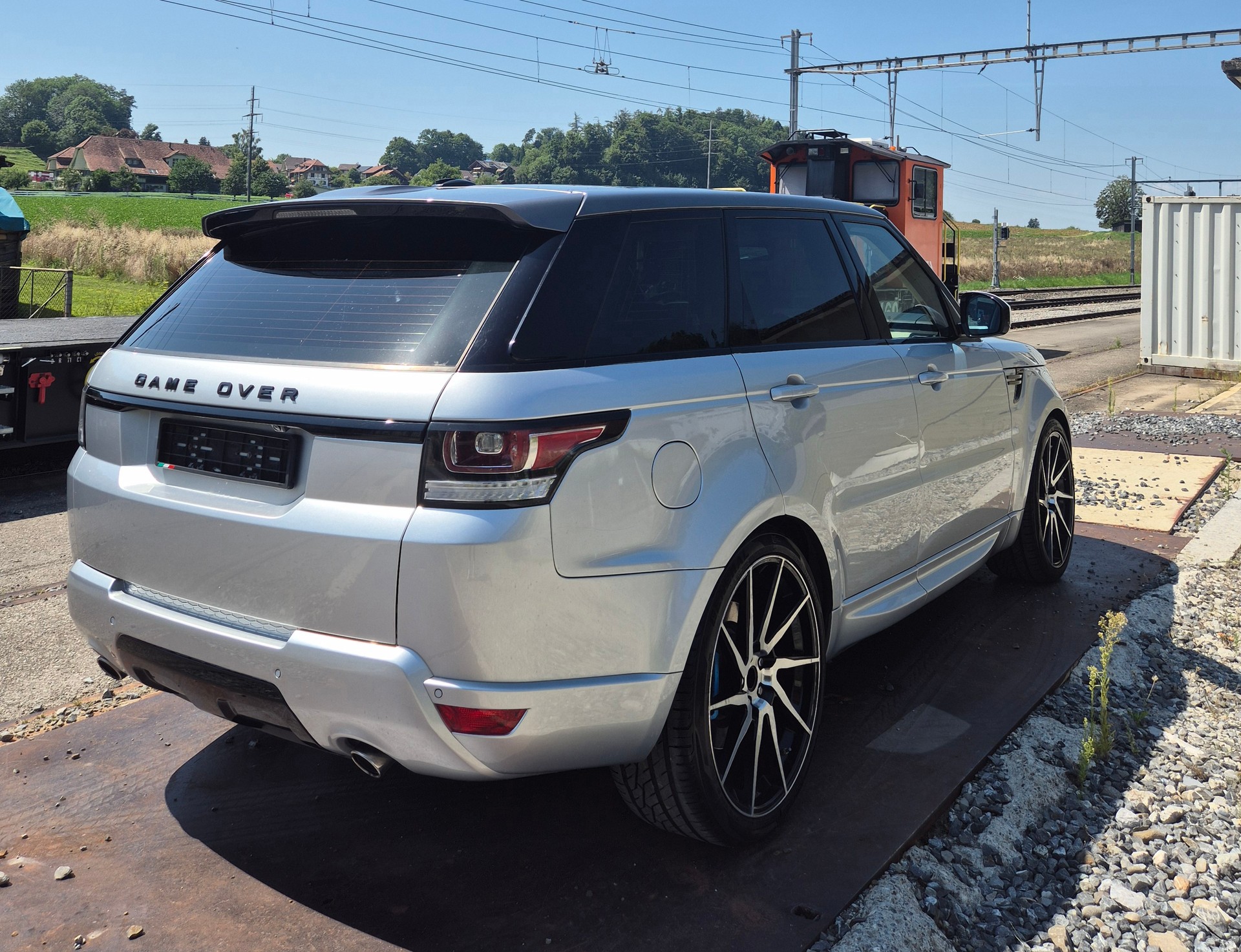 LAND ROVER Range Rover Sport 3.0 SDV6 HSE Dynamic Automatic-image-3