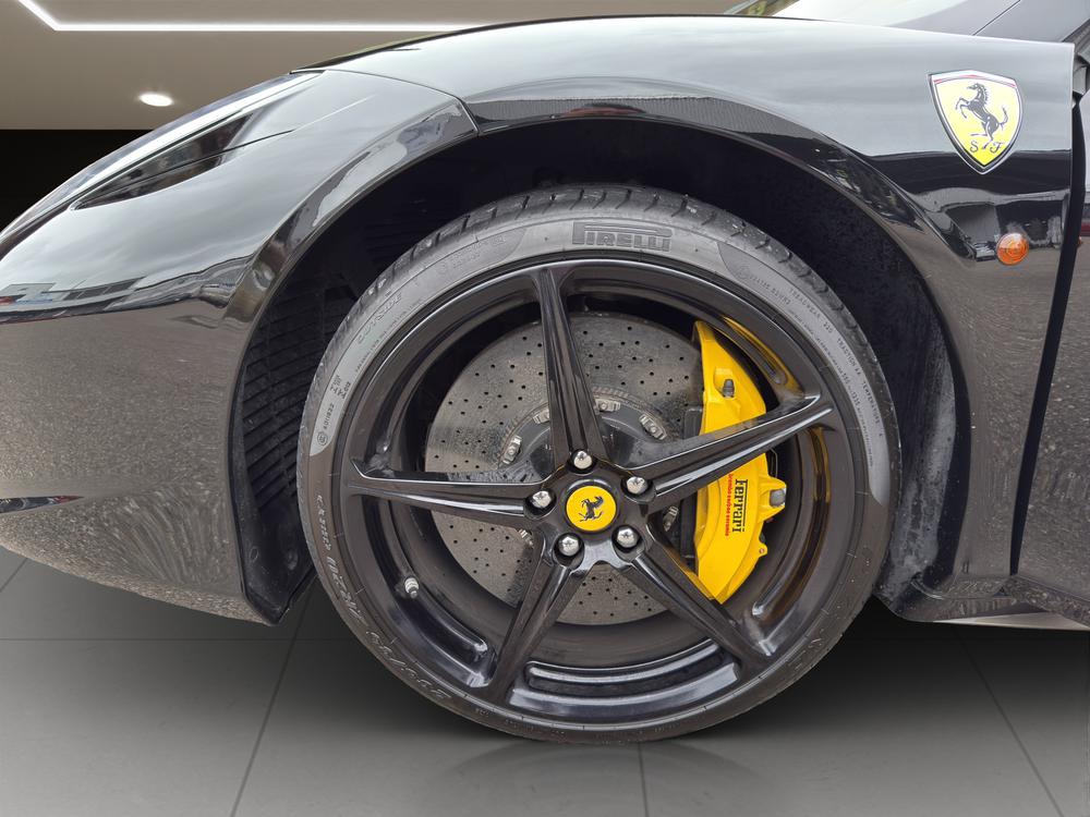 FERRARI 458 SPIDER-image-15