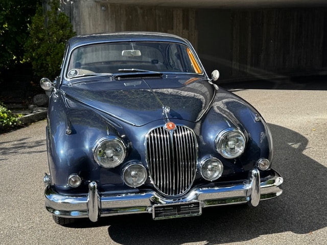 JAGUAR MK 2 3.4 Litre | O-iO Update | EZ Servolenkung | verstellbares Lenkrad | elektr. Choke