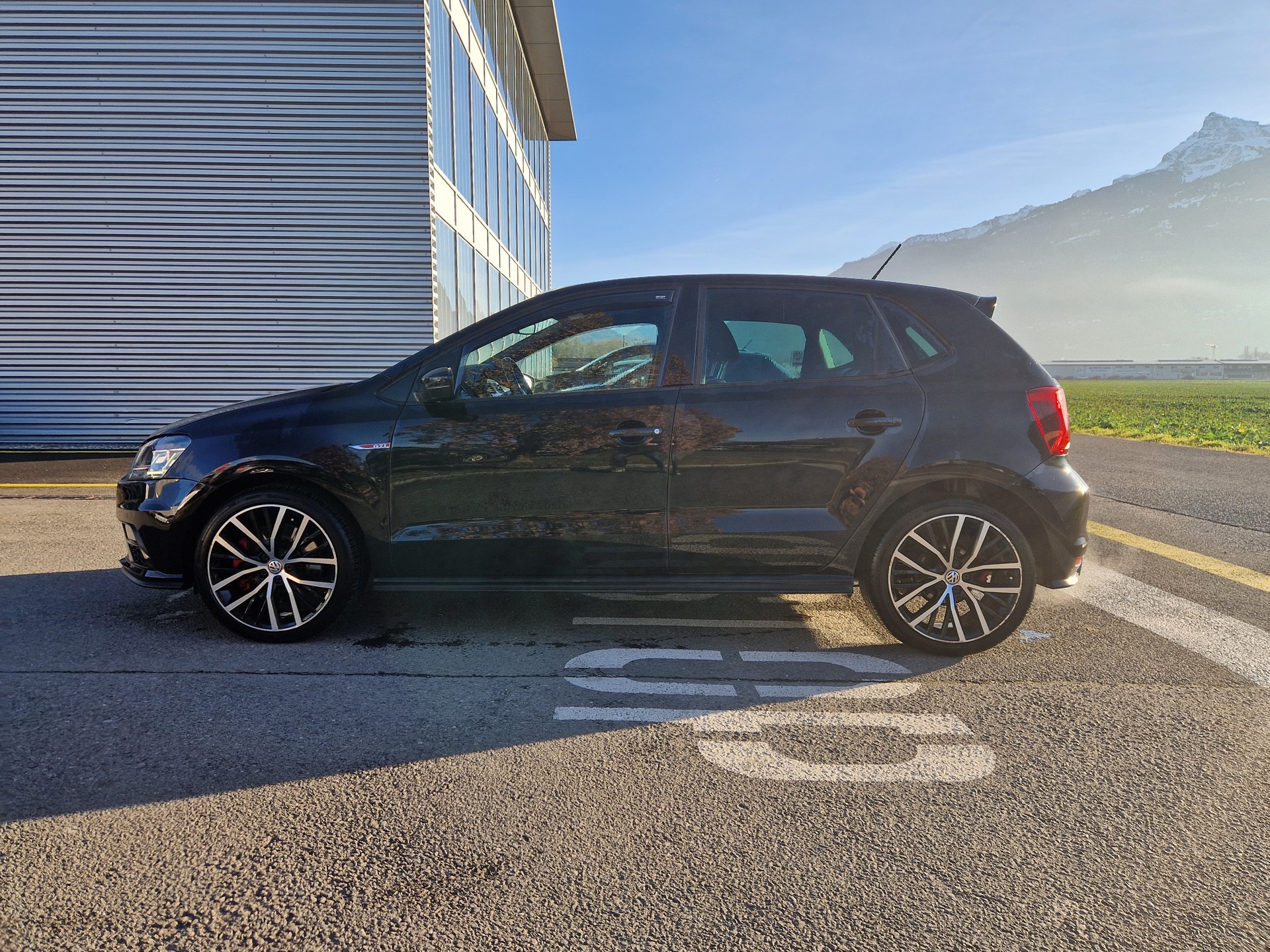VW Polo 1.8 TSI GTI-image-4