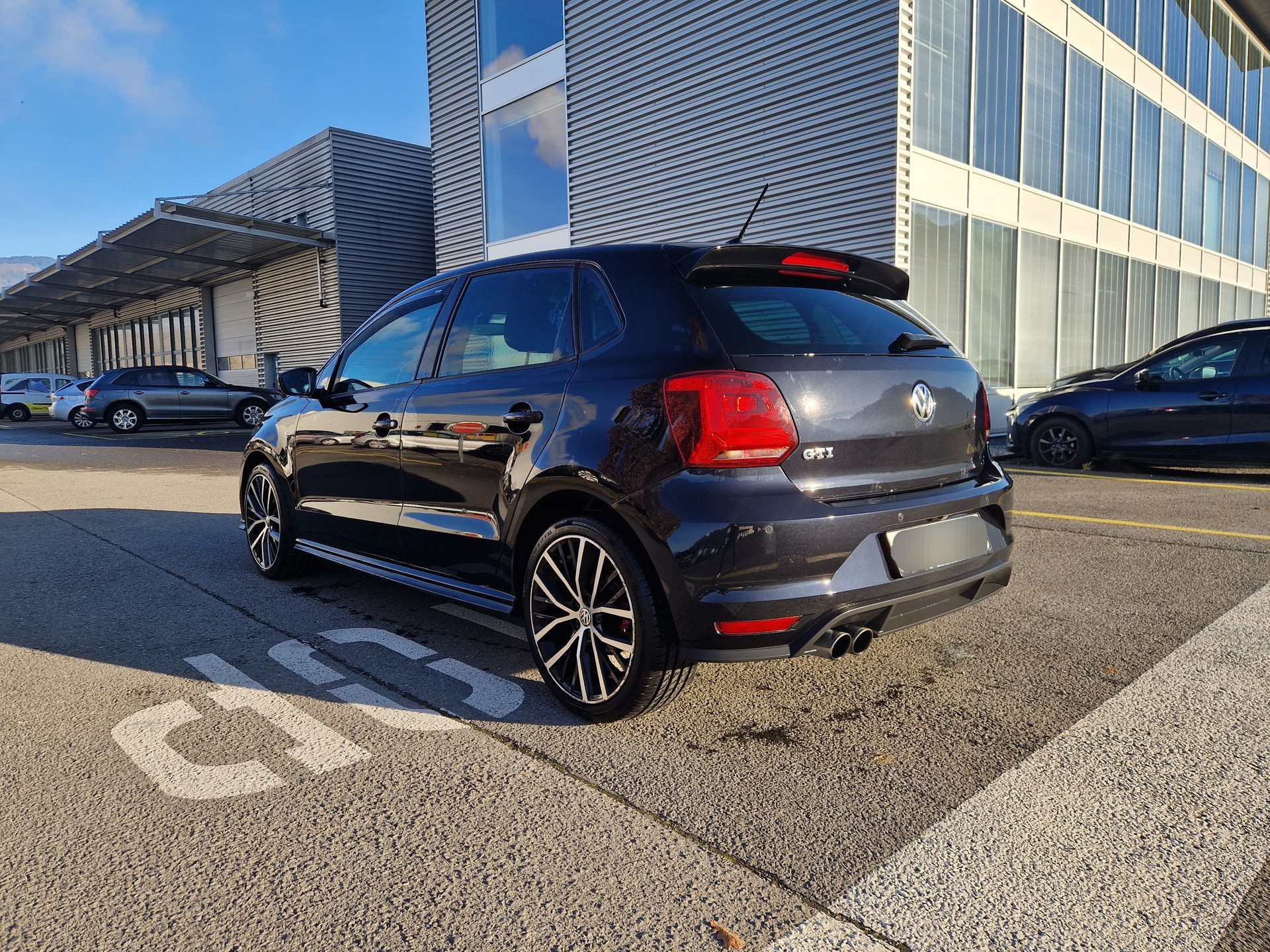 VW Polo 1.8 TSI GTI-image-6