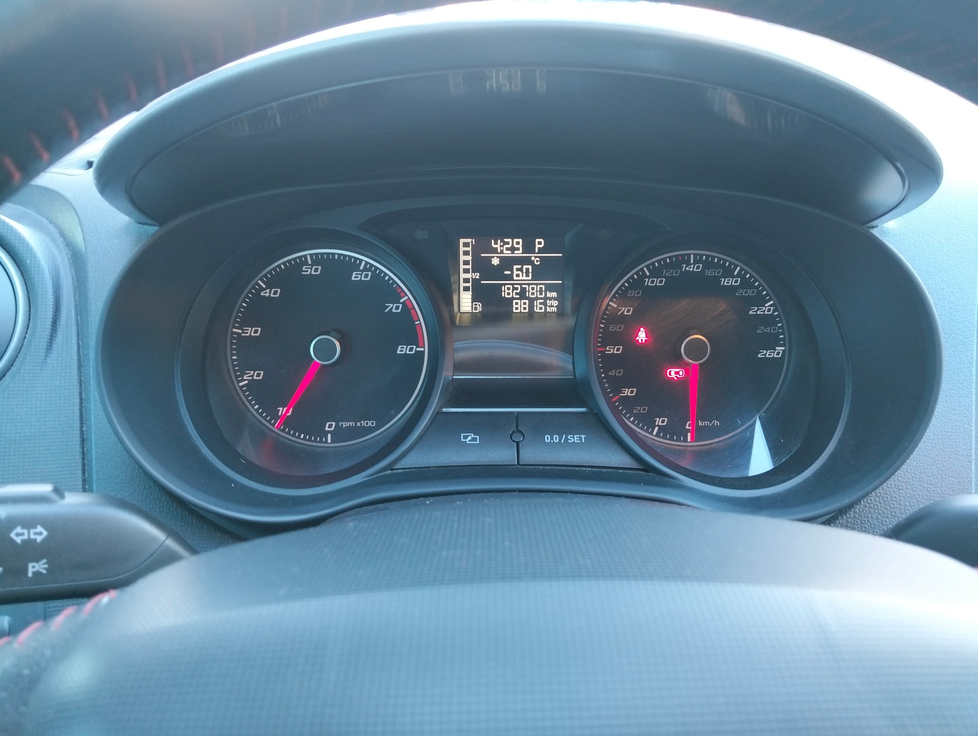 SEAT Ibiza ST 1.4 TSI FR DSG-image-2
