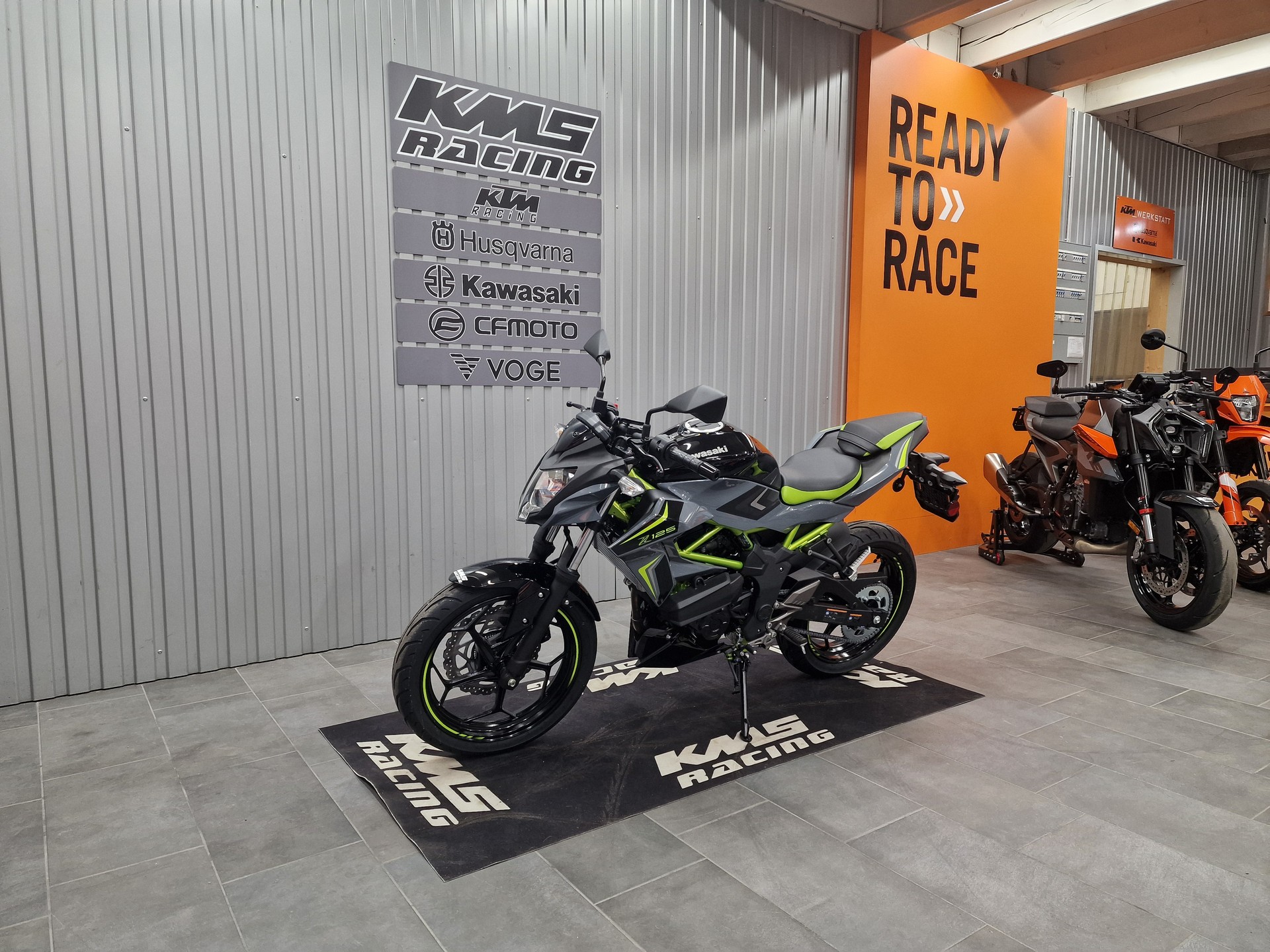 KAWASAKI Z 125-image-2