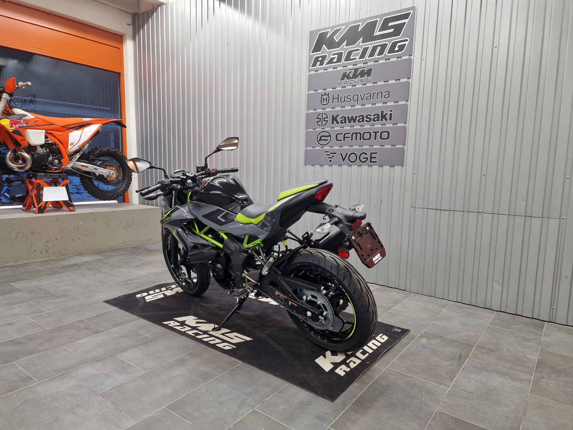 KAWASAKI Z 125-image-3