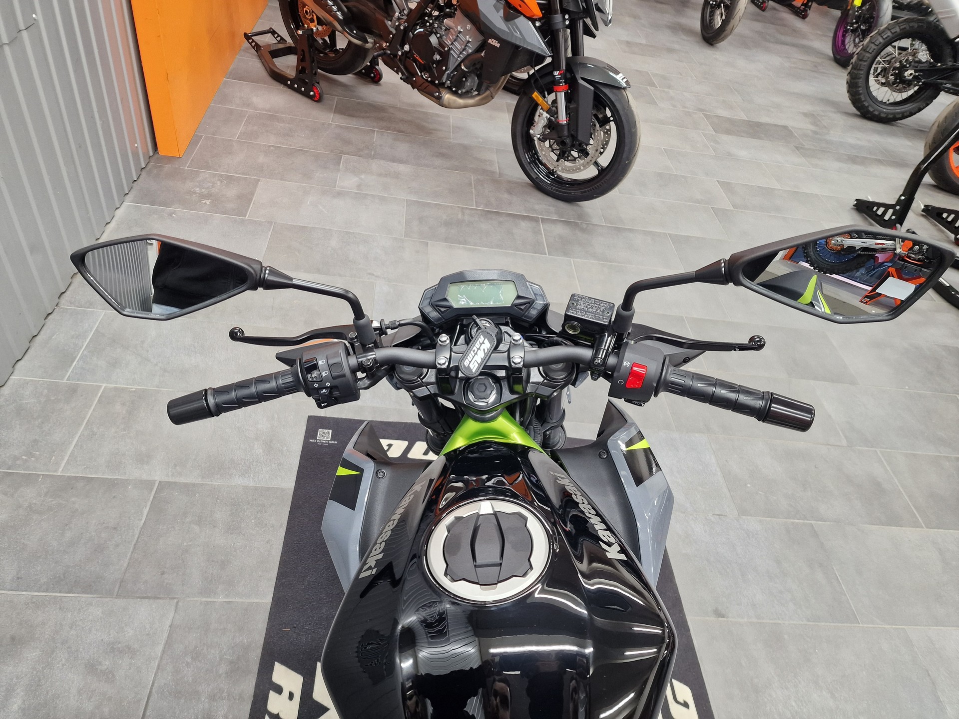 KAWASAKI Z 125-image-6