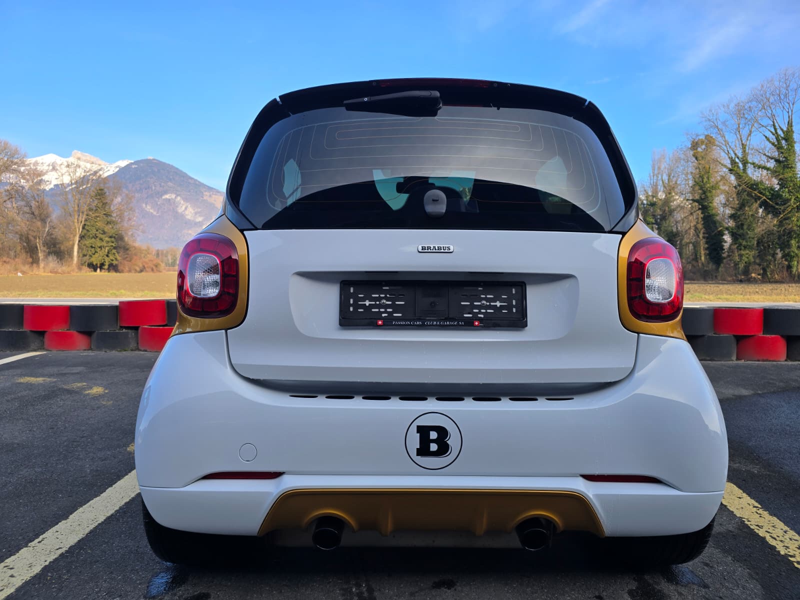 SMART fortwo Brabus twinmatic-image-2