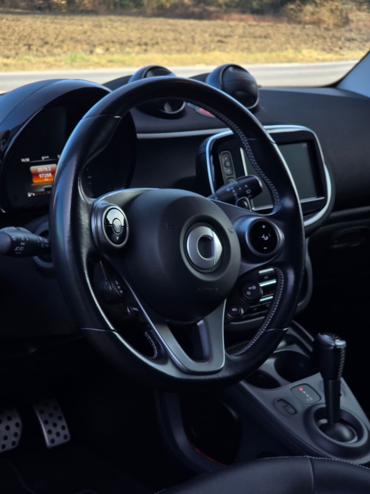 SMART fortwo Brabus twinmatic-image-11
