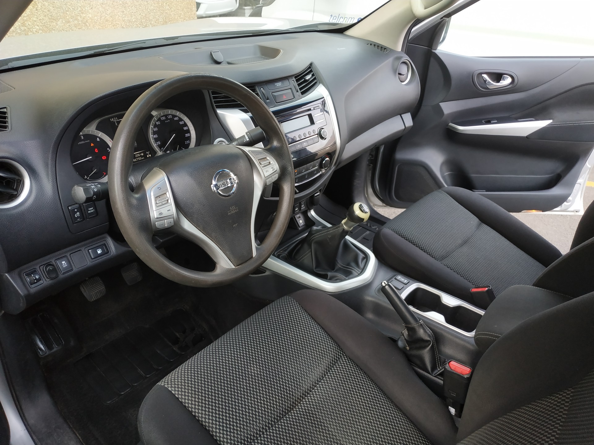 NISSAN Navara Double Cab Acenta 2.3 dCi 4WD-image-9