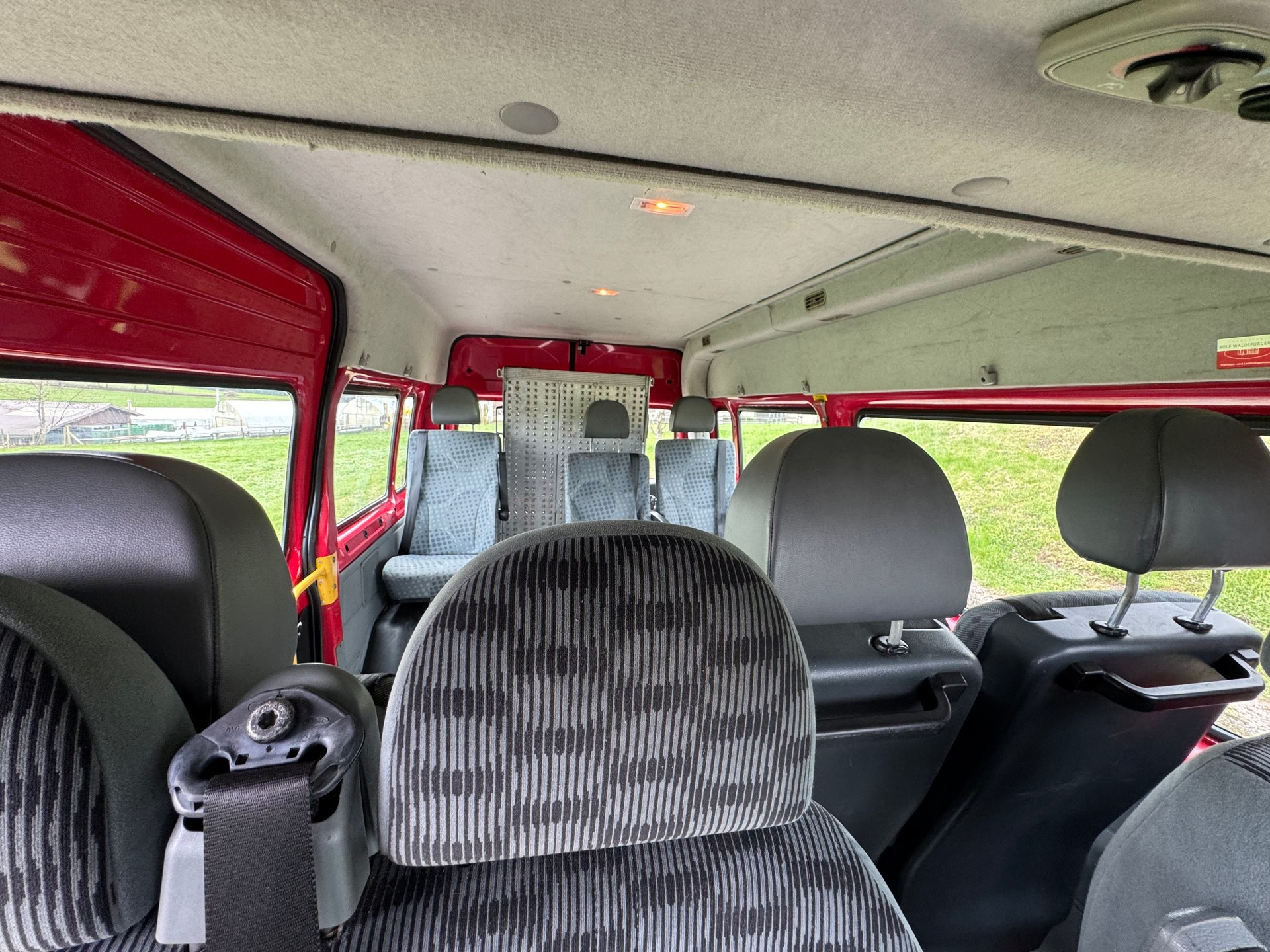 FORD Transit 2.2 TDCi 300 M-image-11