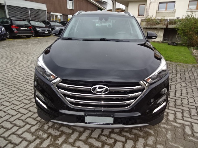 HYUNDAI Tucson 2.0 CRDI Plena 4WD Automatic-image-7