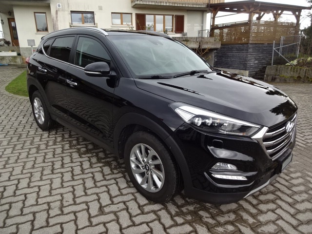 HYUNDAI Tucson 2.0 CRDI Plena 4WD Automatic-image-6