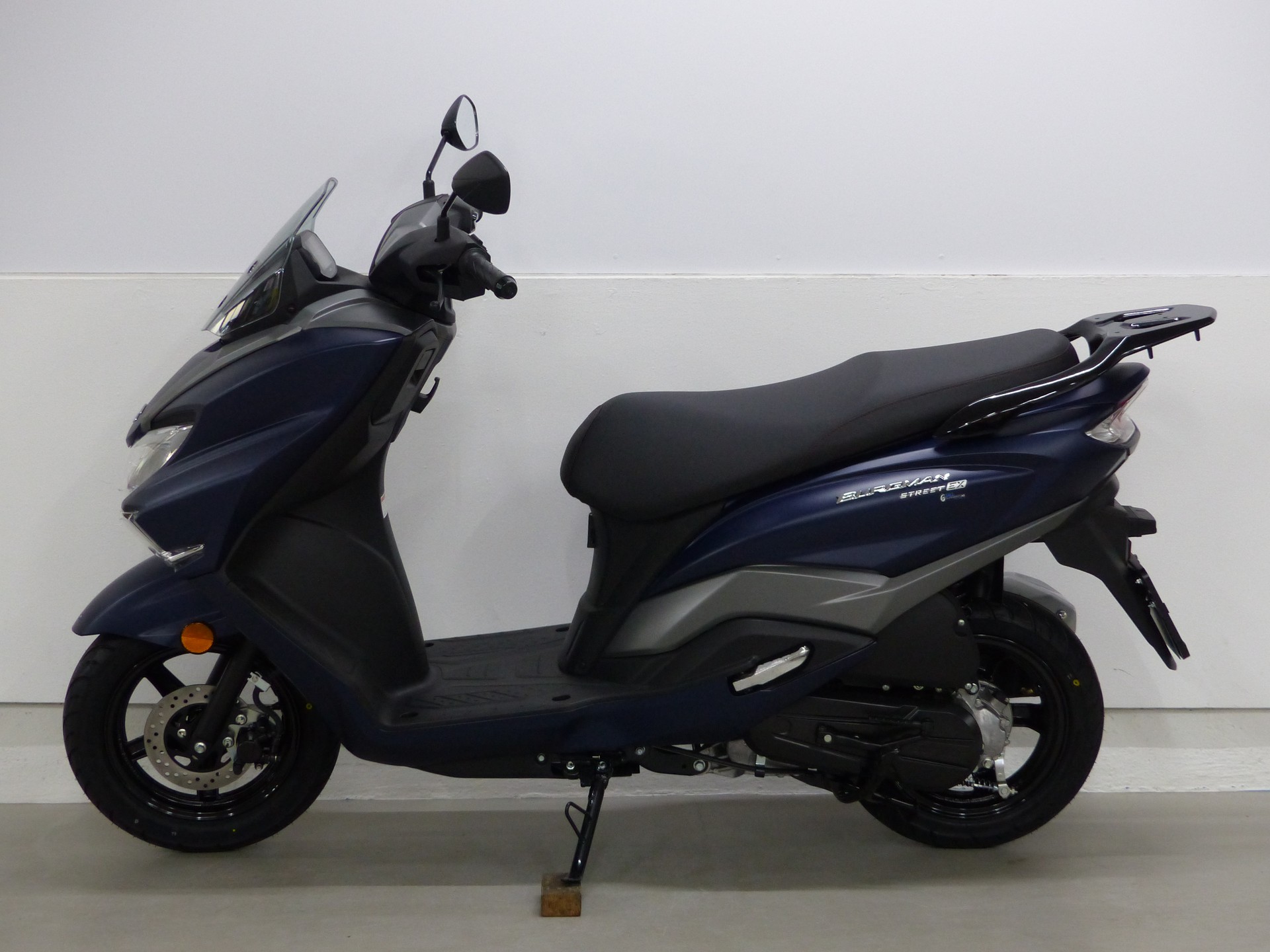 SUZUKI UB 125 Burgman CBS-image-12