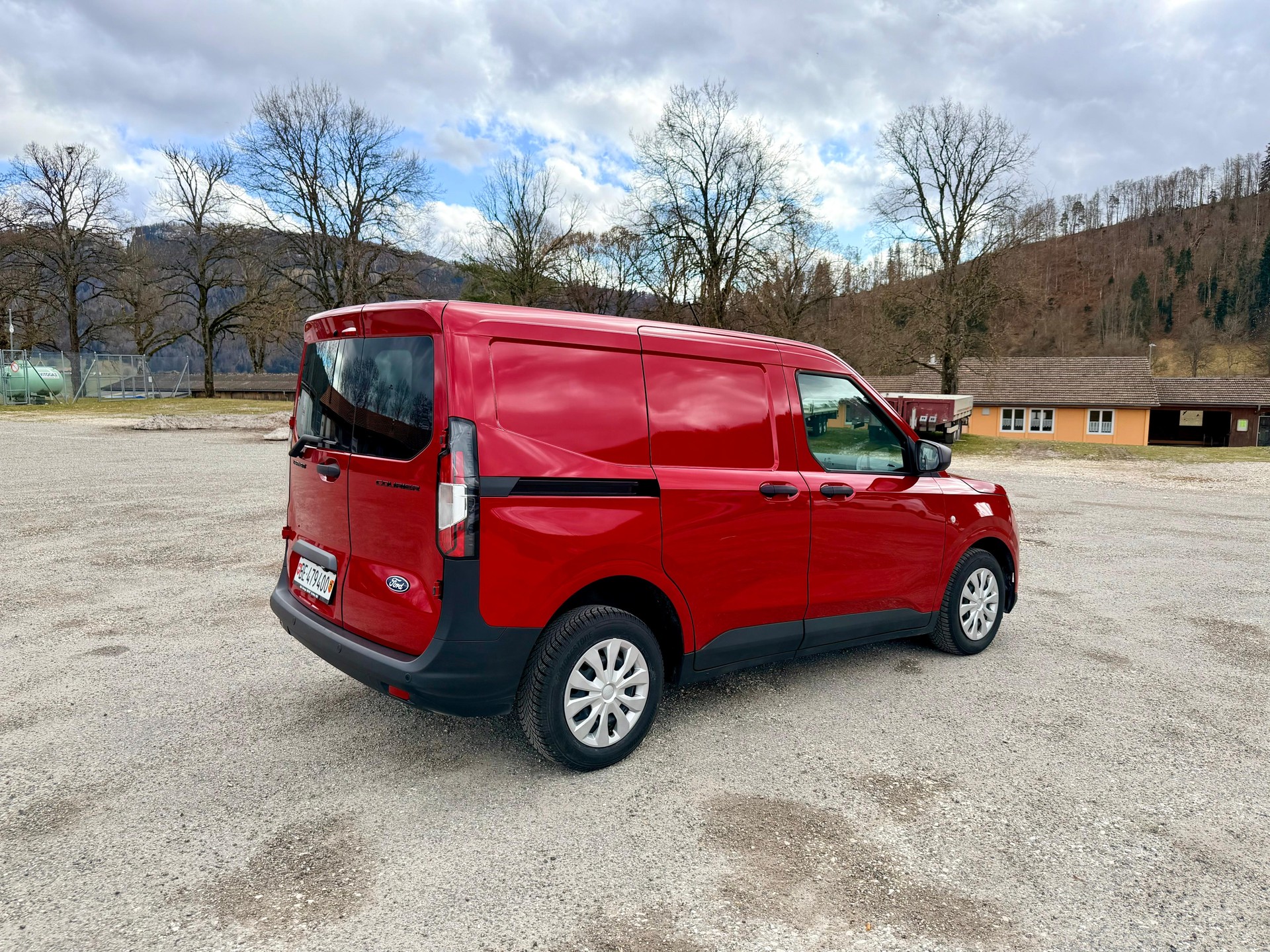 FORD Transit Courier Van 1.0 EcoBoost Trend Automat-image-2