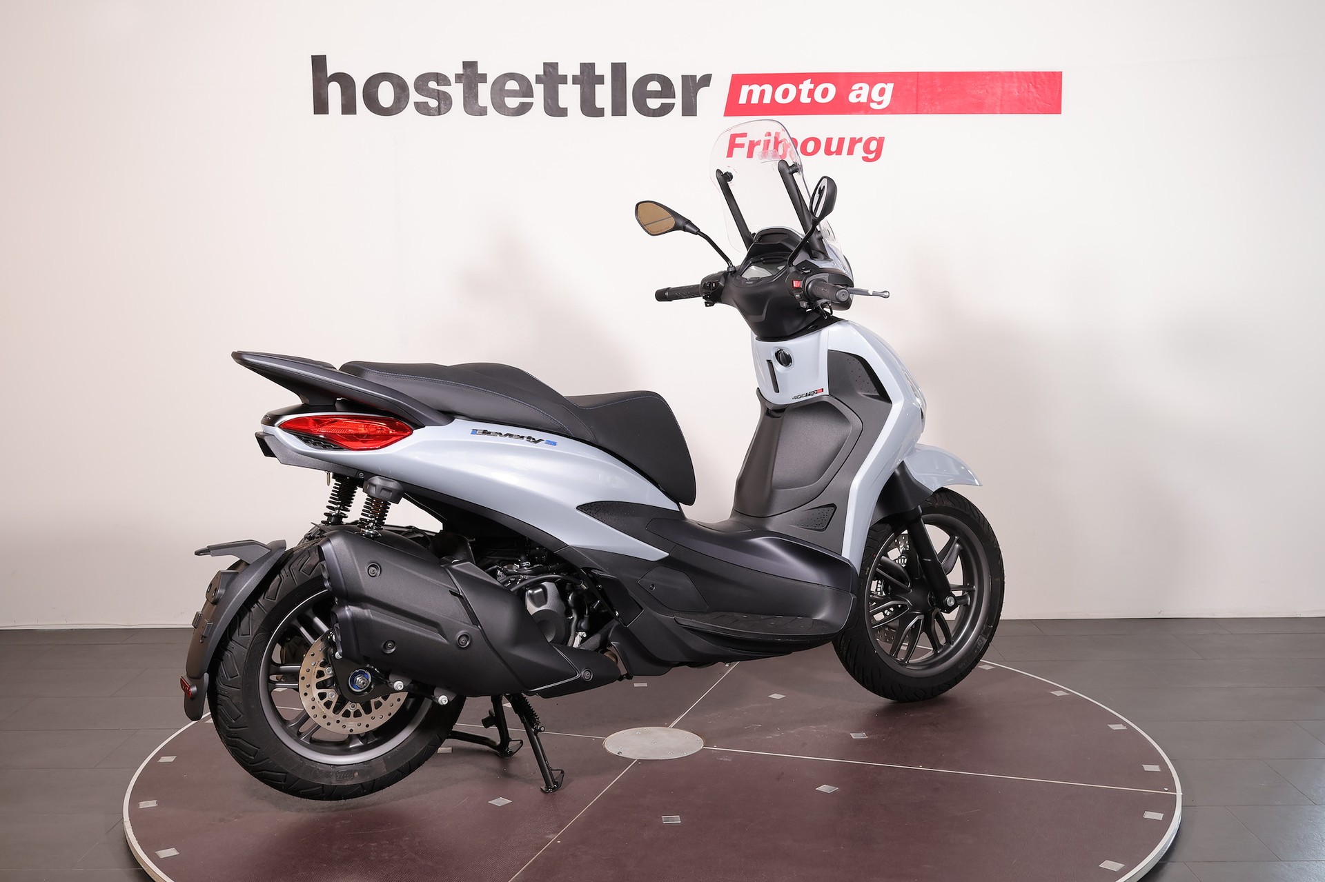 PIAGGIO Beverly 400 Sport-image-2