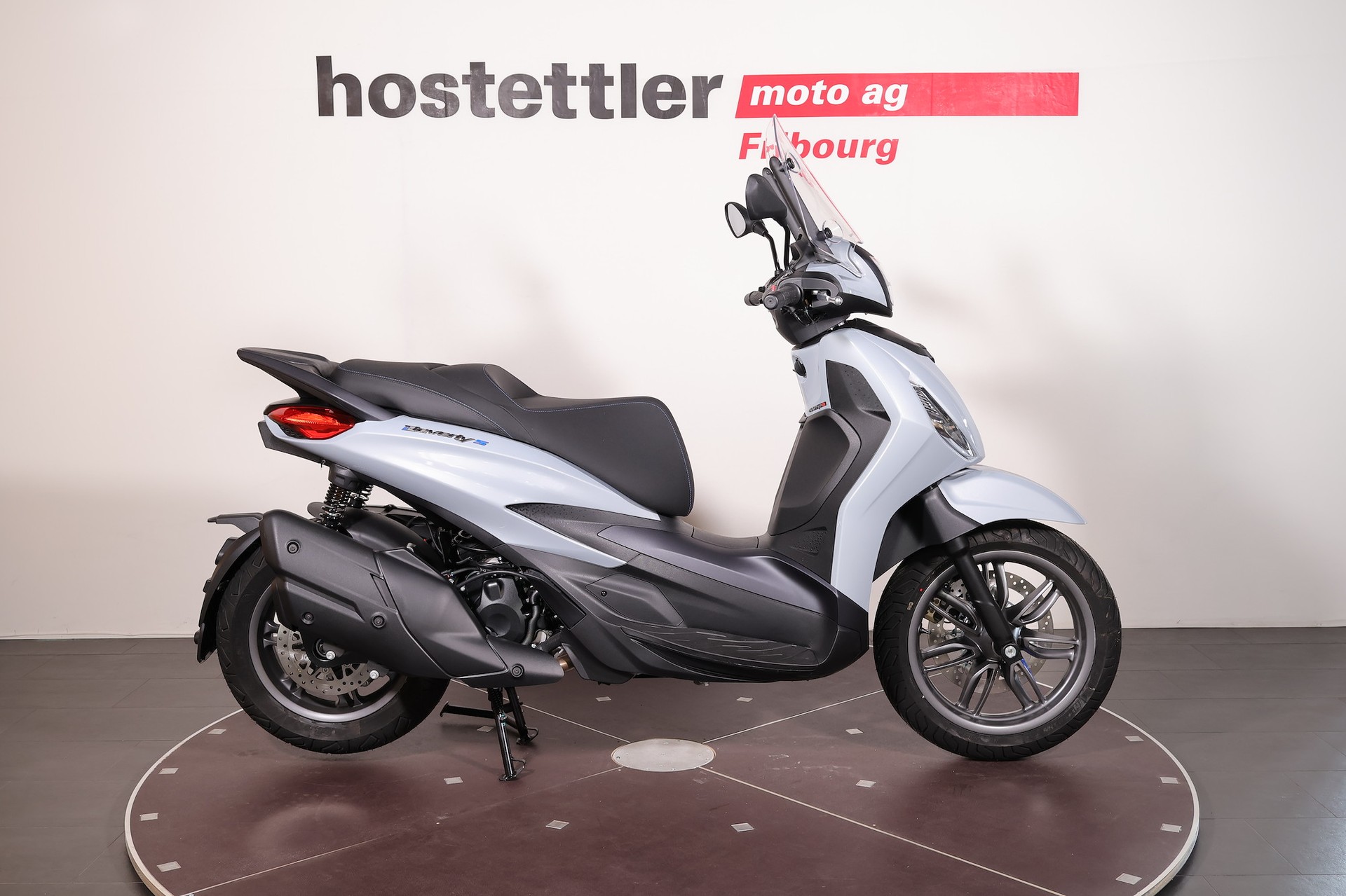 PIAGGIO Beverly 400 Sport-image-1